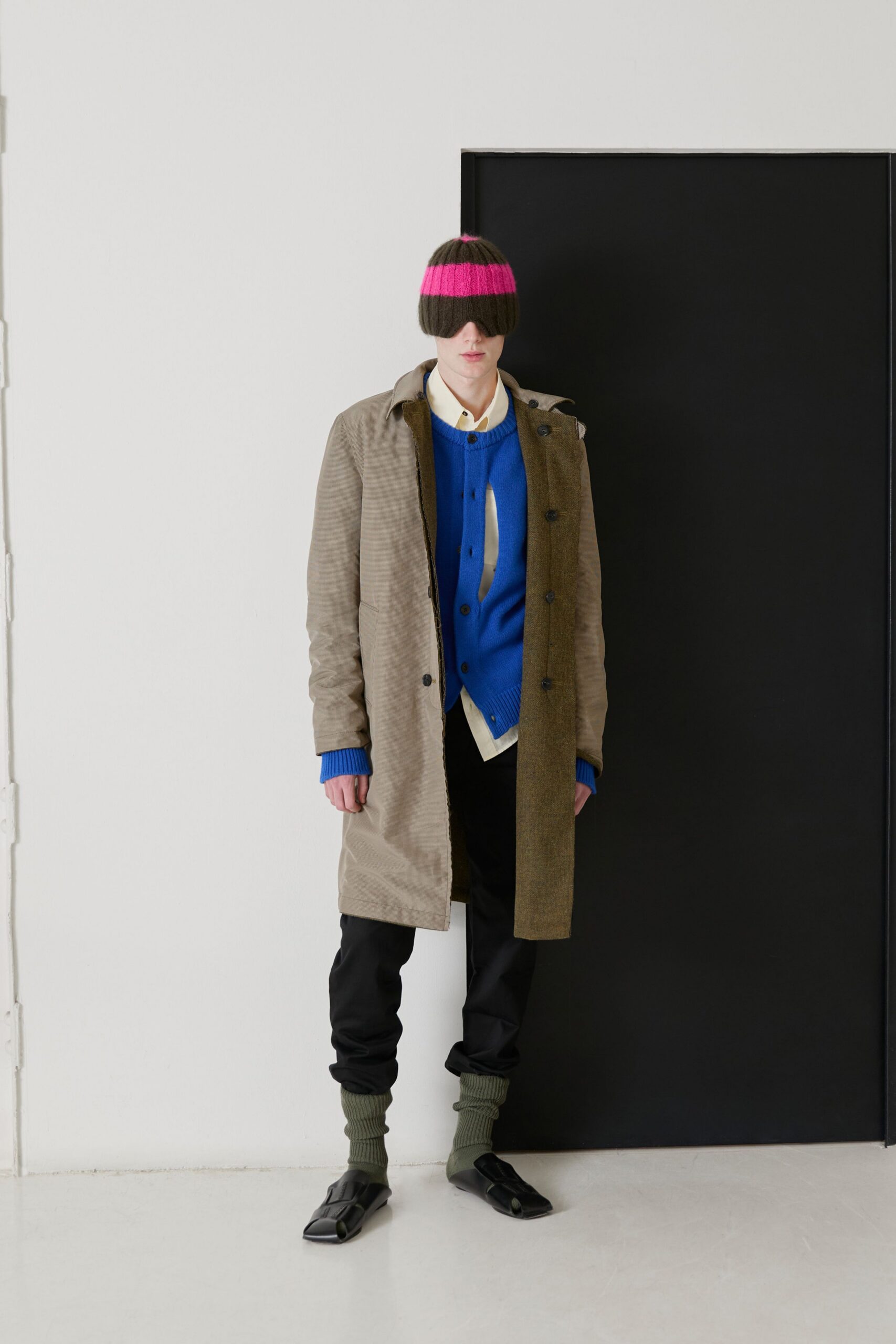 blue wool long-sleeve v-neck fitted sweater