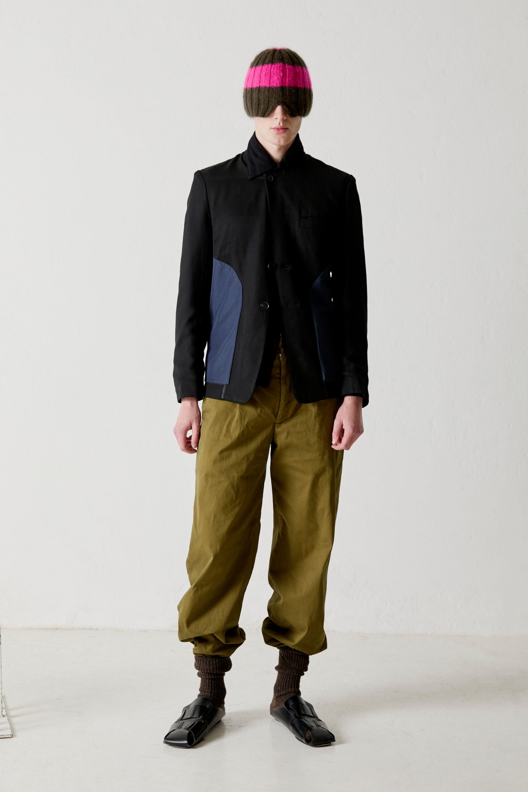 black cotton long-sleeve collared structured buttoned jacket