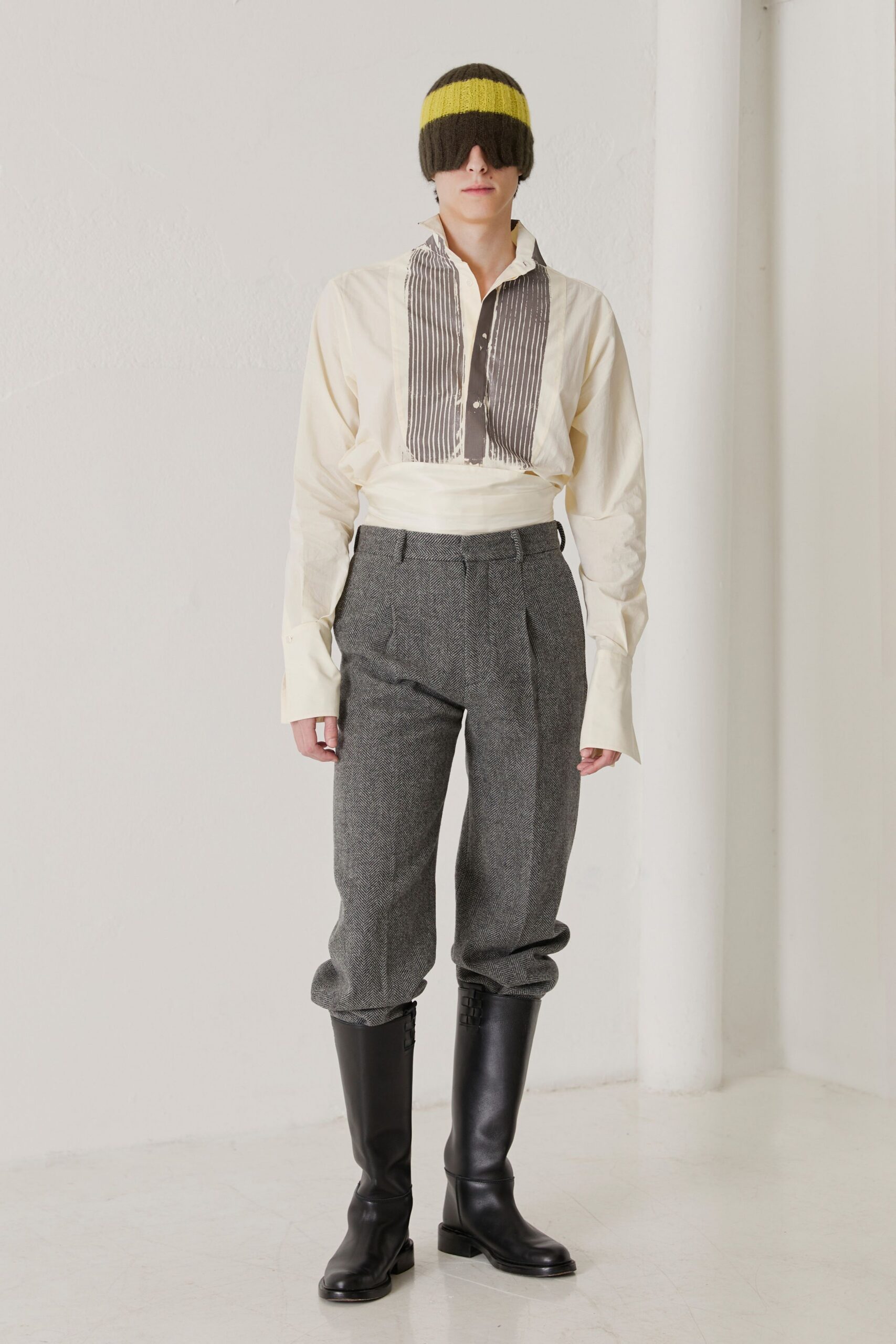 white cotton long-sleeve collared fitted pleated shirt