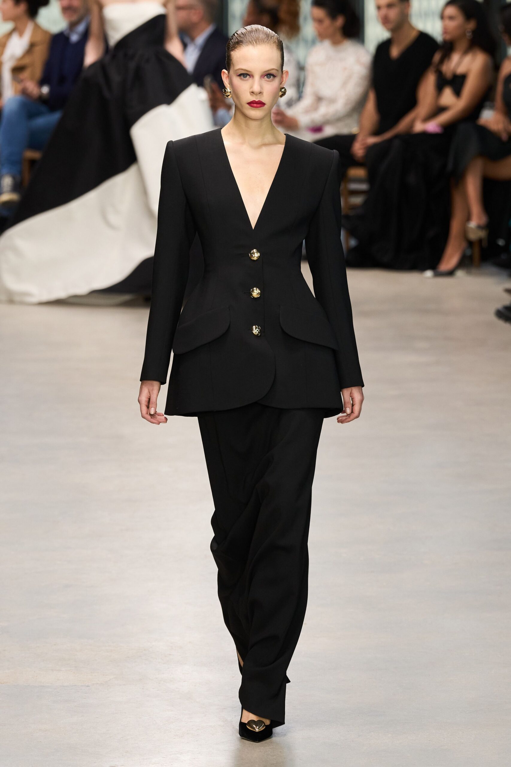 black tailored suit with heels