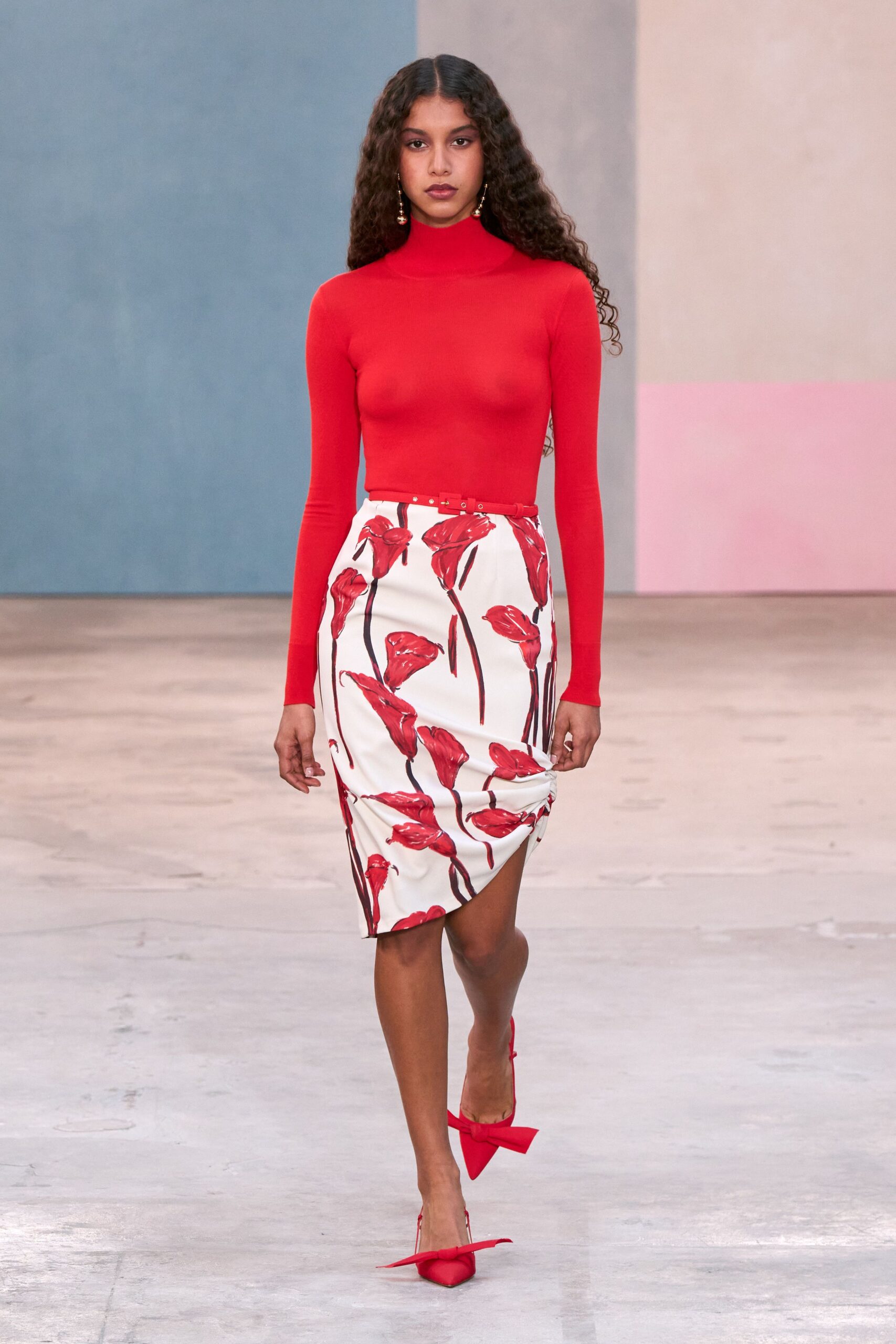 white slit fitted floral skirt