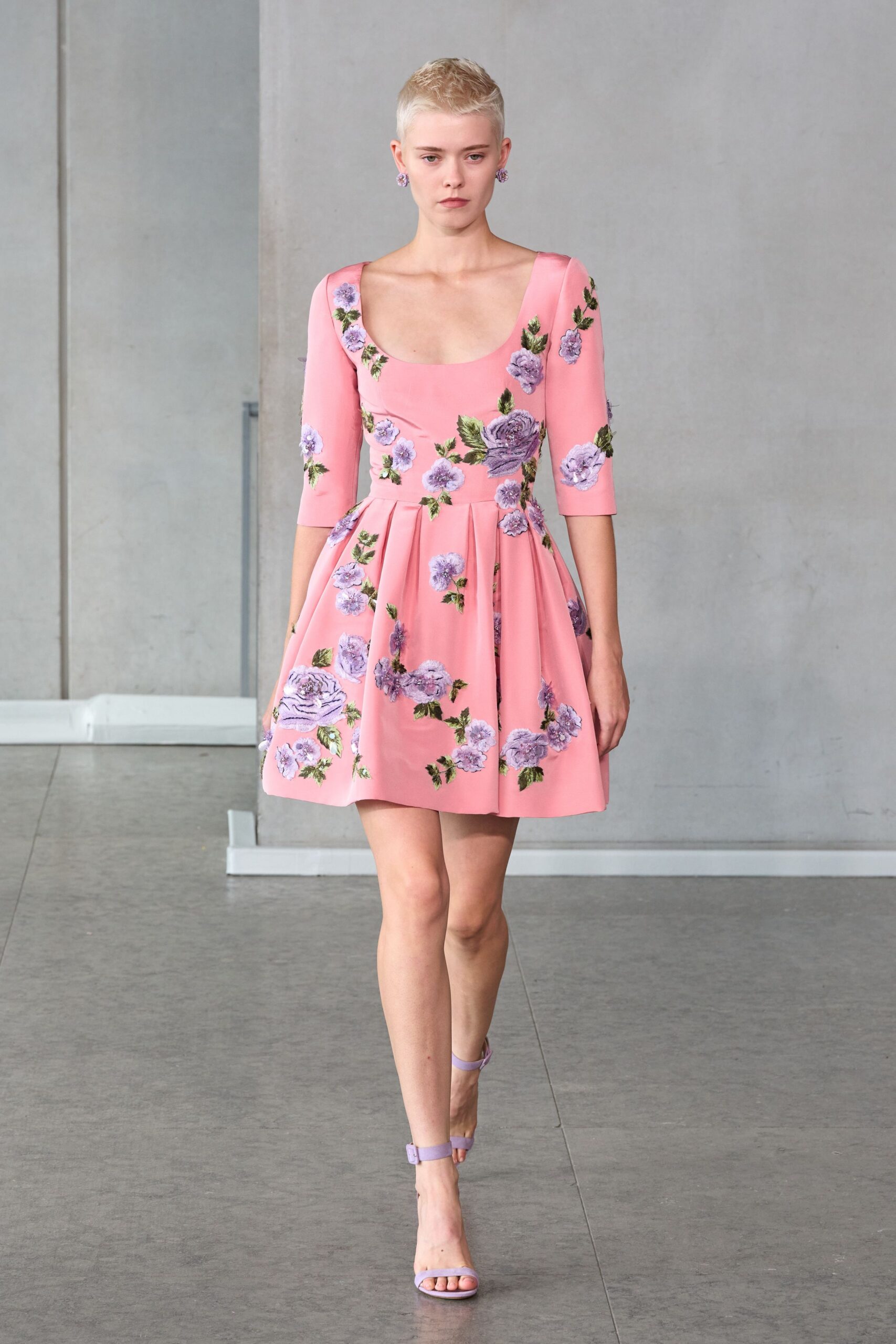 pink cotton long-sleeve scoop-neck fitted pleated embroidered dress