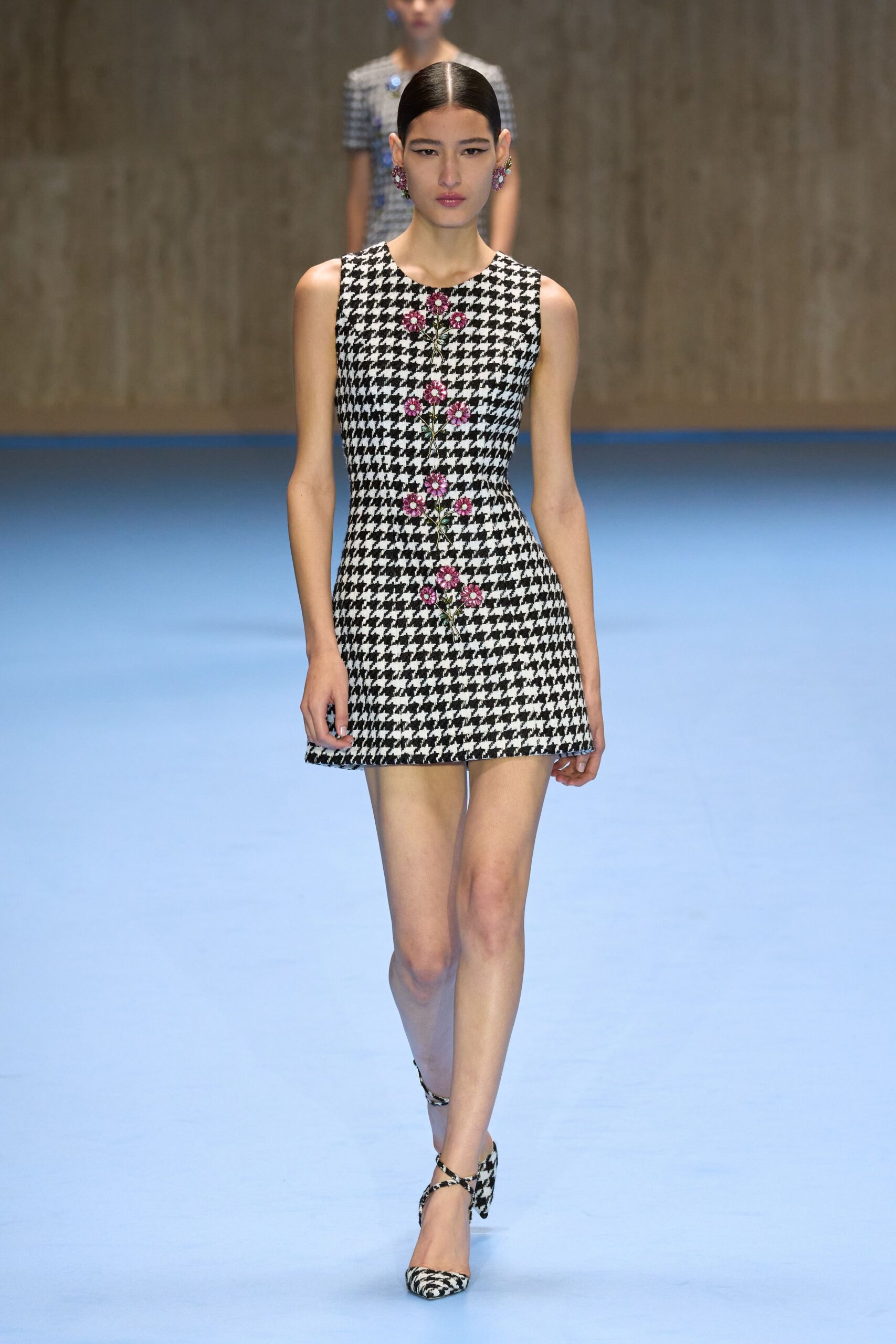 black cotton sleeveless collared fitted checked buttoned mini-dress