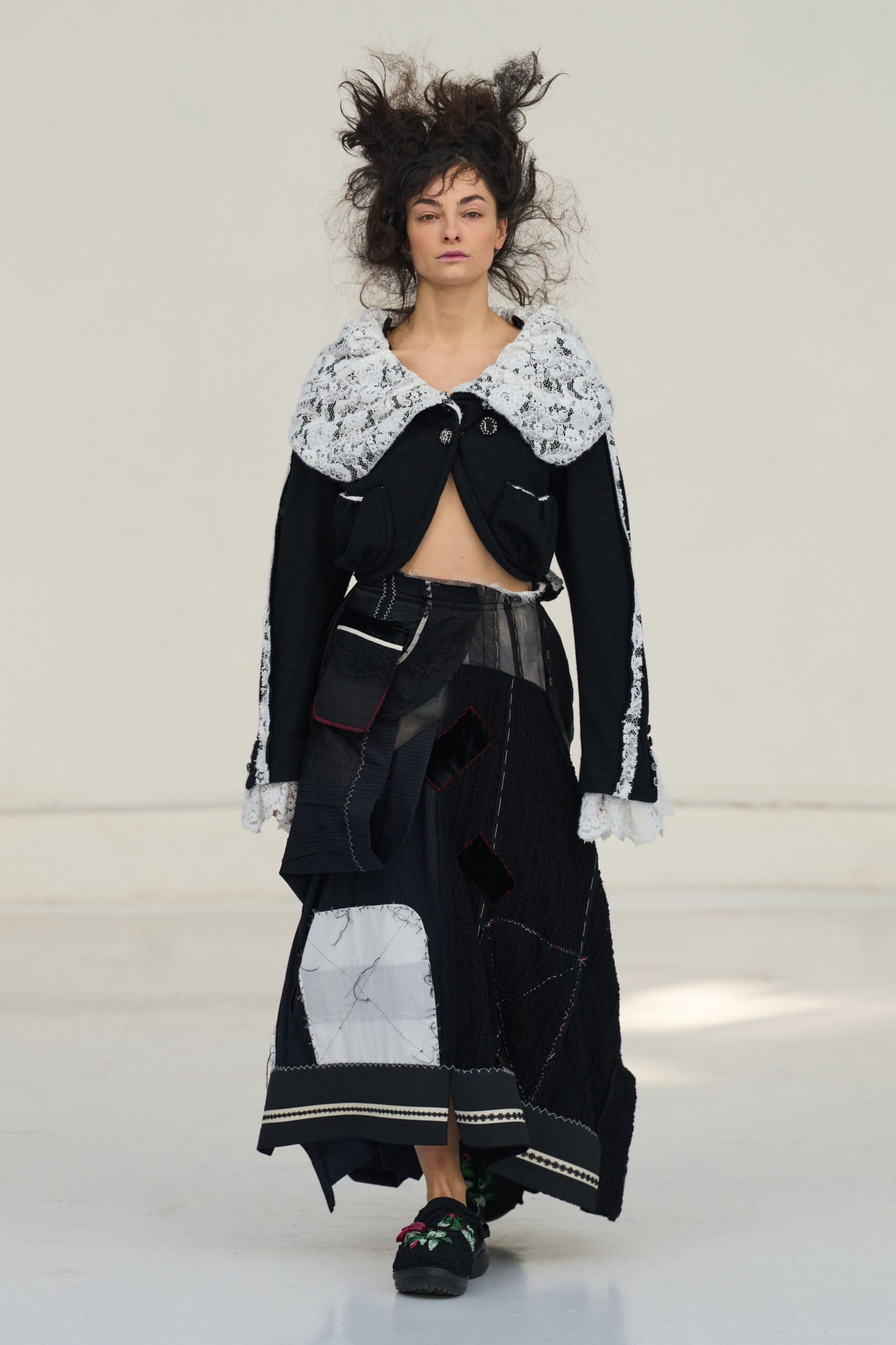 black cotton long-sleeve collared fitted layered buttoned jacket