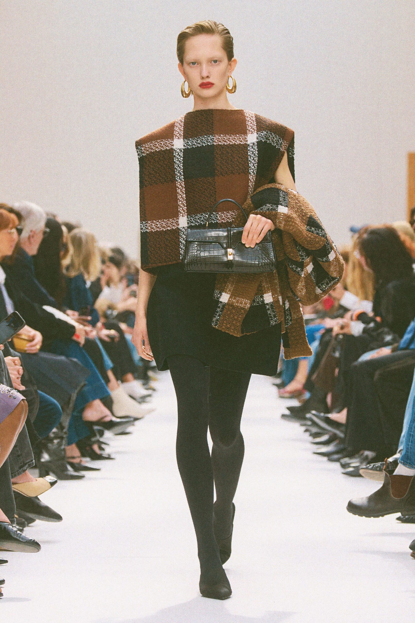 brown wool sleeveless collared relaxed checked top
