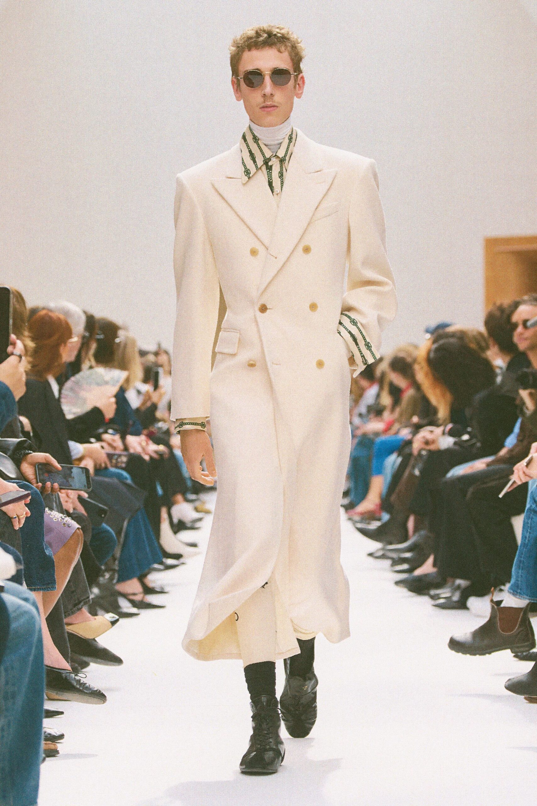 white wool long-sleeve double-breasted structured buttoned midi coat