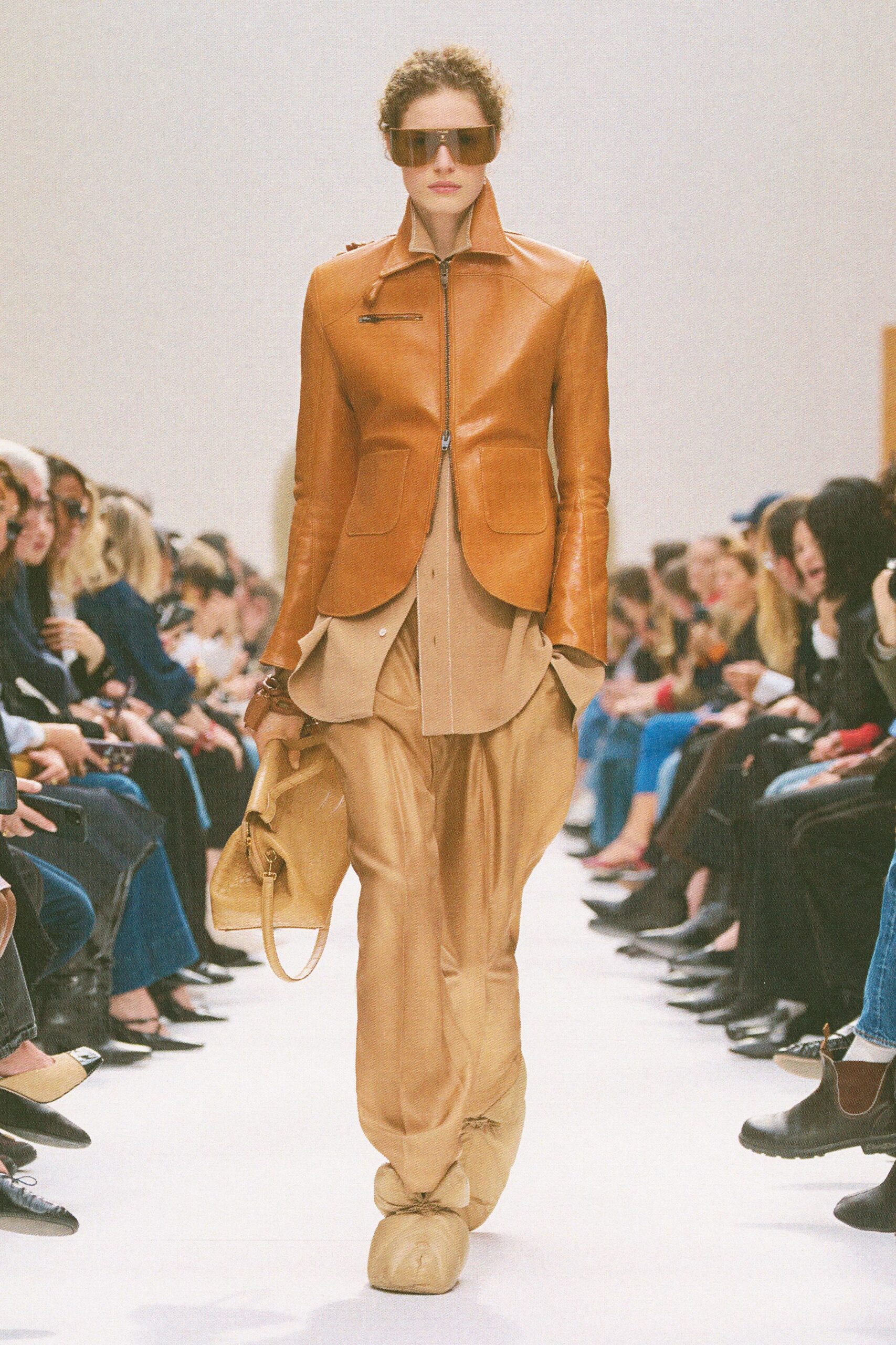 tan cotton relaxed pleated pants