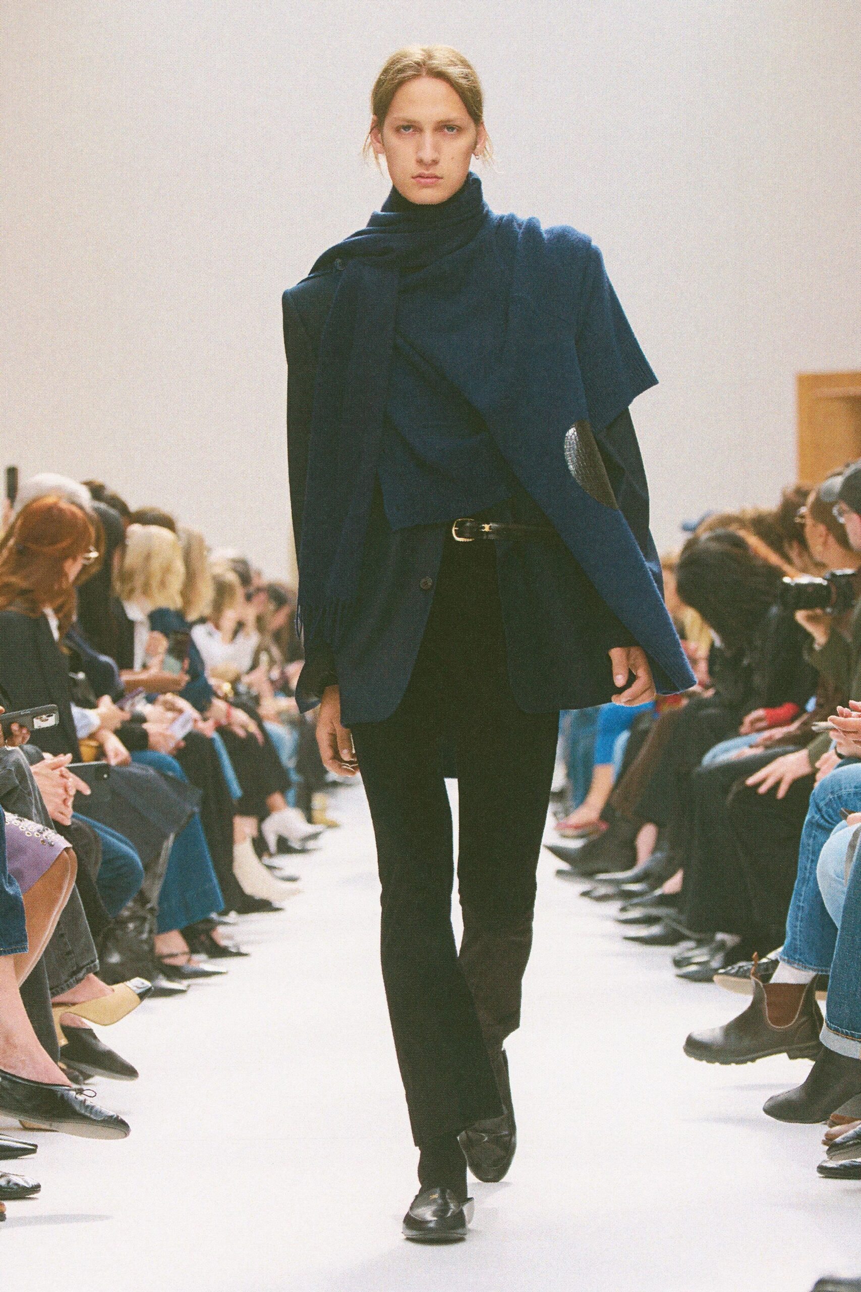 blue collared double-breasted structured blazer