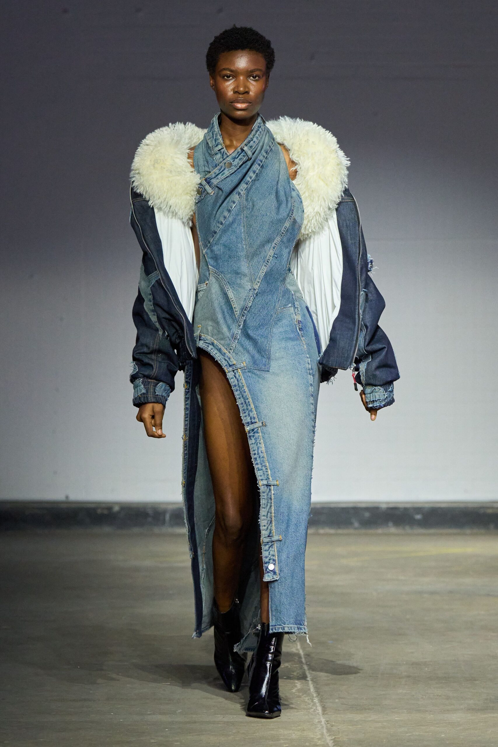 blue denim sleeveless v-neck fitted zippered fringed dress