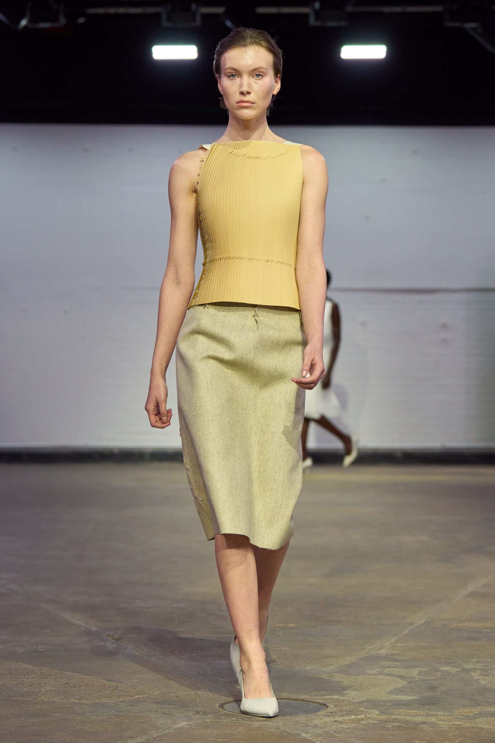 beige wool fitted pencil midi skirt