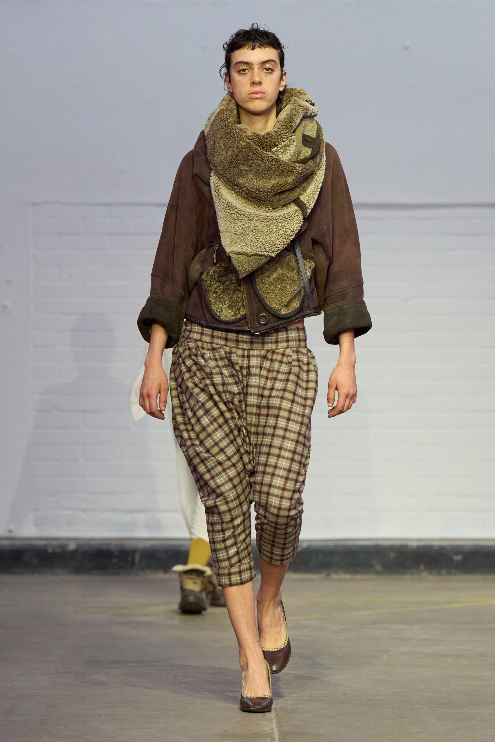 beige cotton relaxed checked pants