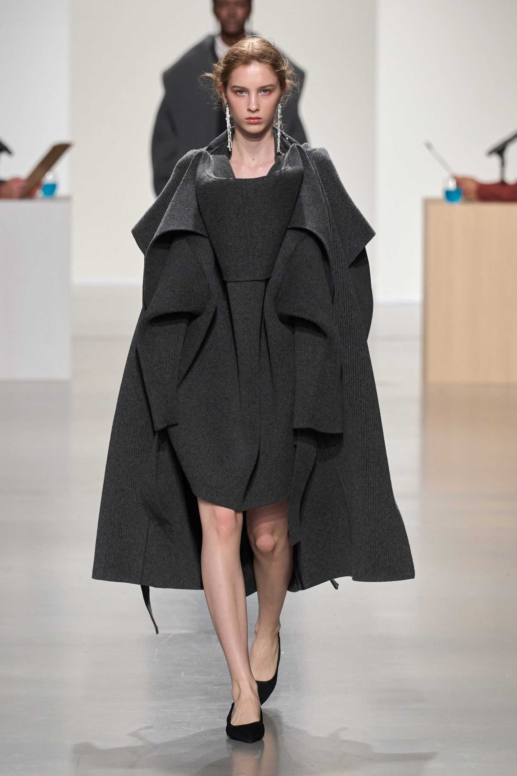 gray wool long-sleeve oversized layered coat