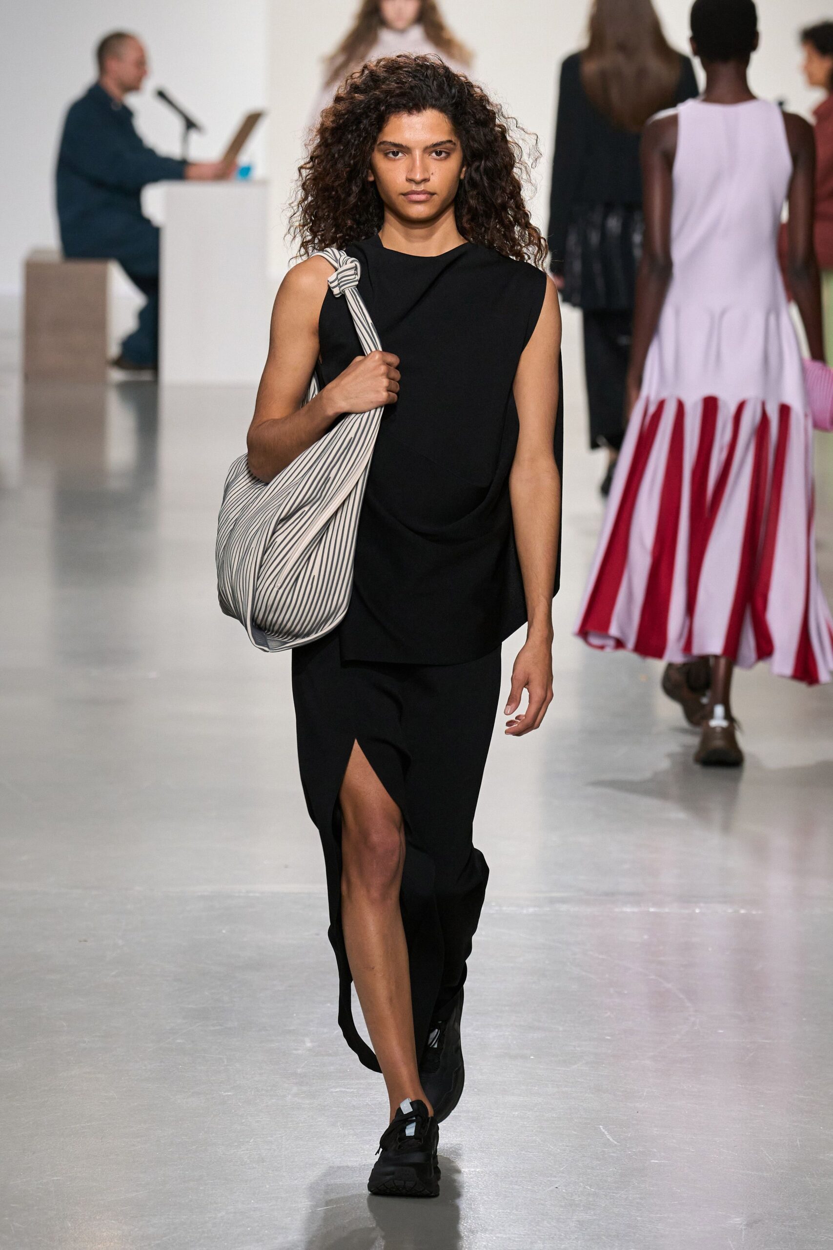 CFCL Fall 2026 Ready-to-Wear Look 26