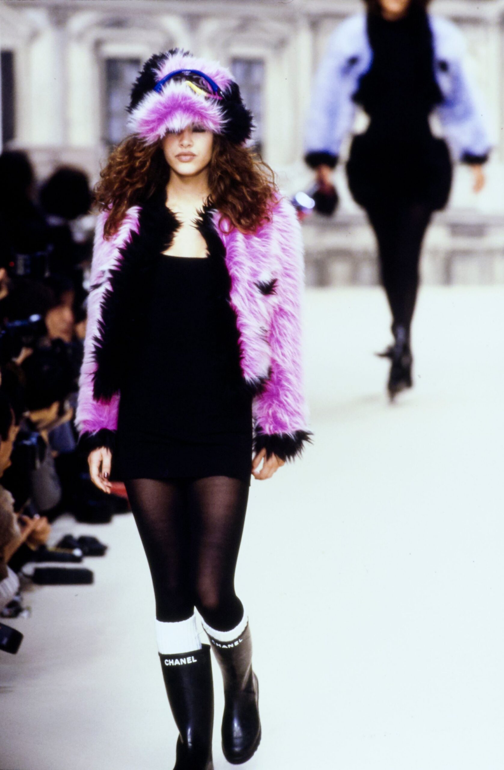 Chanel Fall 1994 Ready-to-Wear Look 10