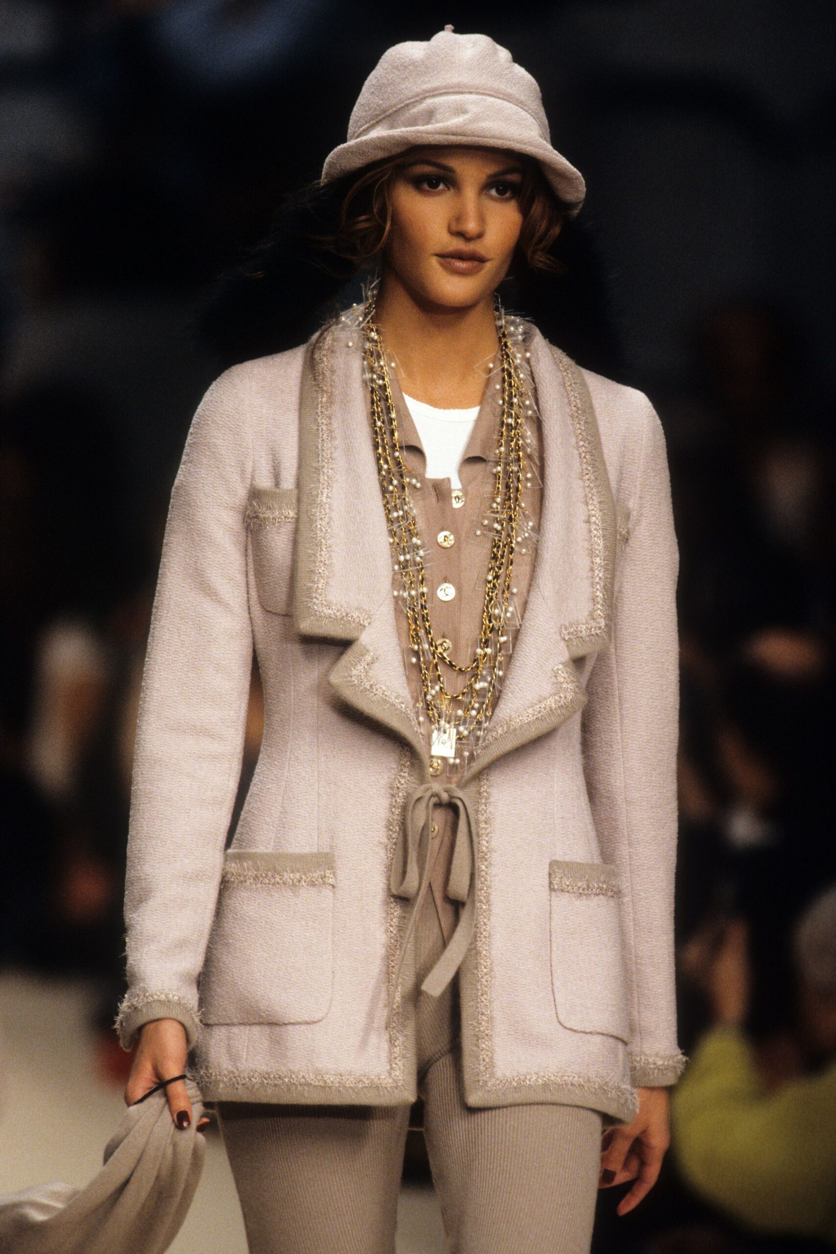 beige wool fitted jacket