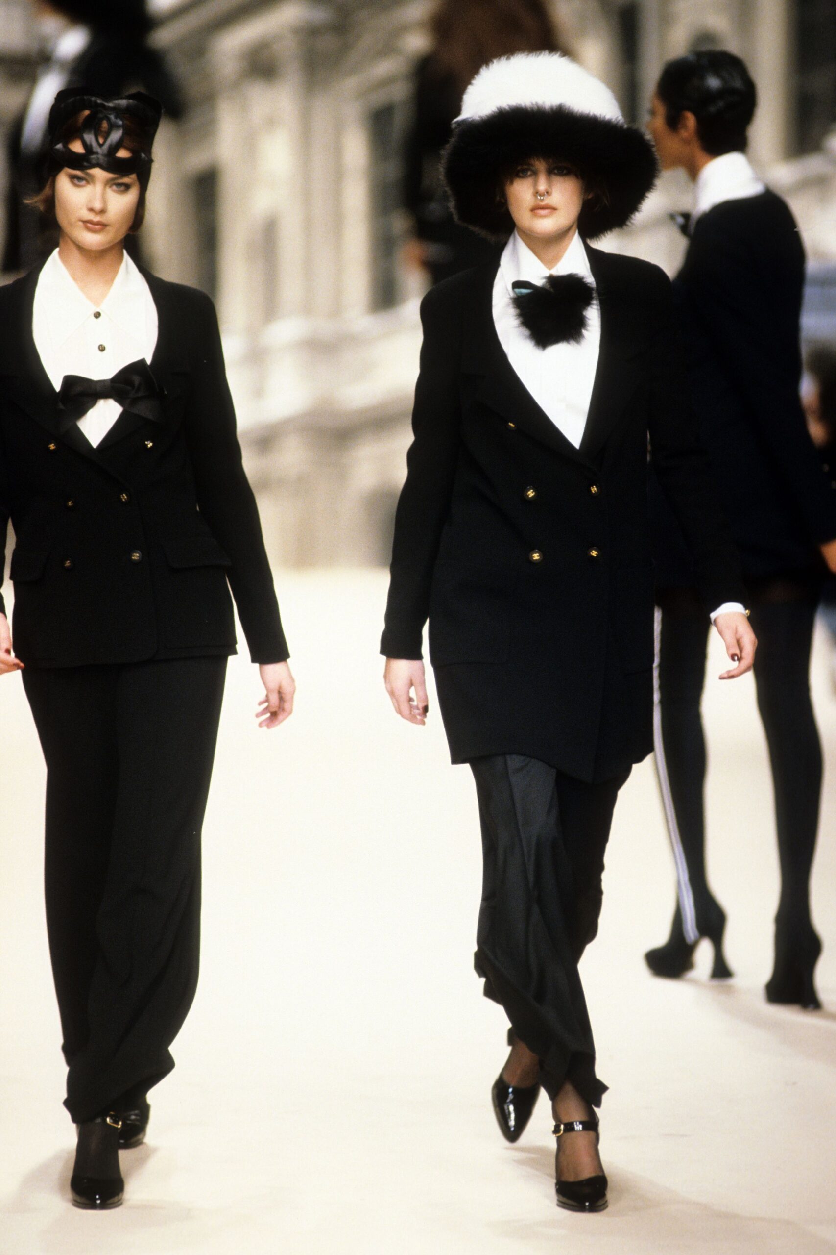 Chanel Fall 1994 Ready-to-Wear Look 123