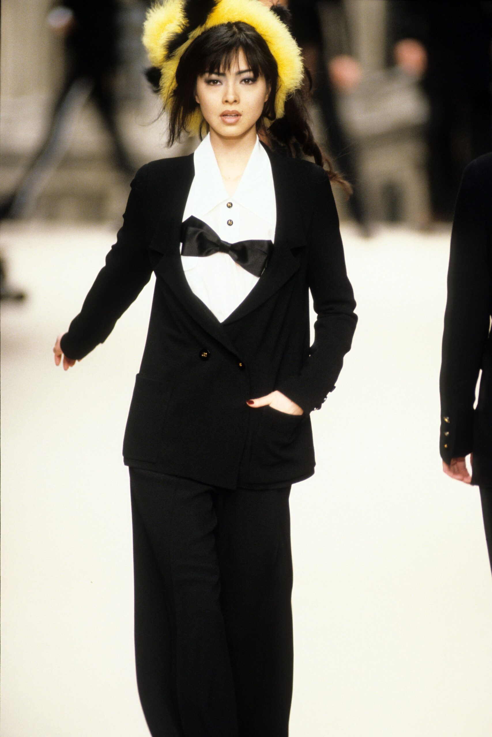 black tailored blazer with white shirt