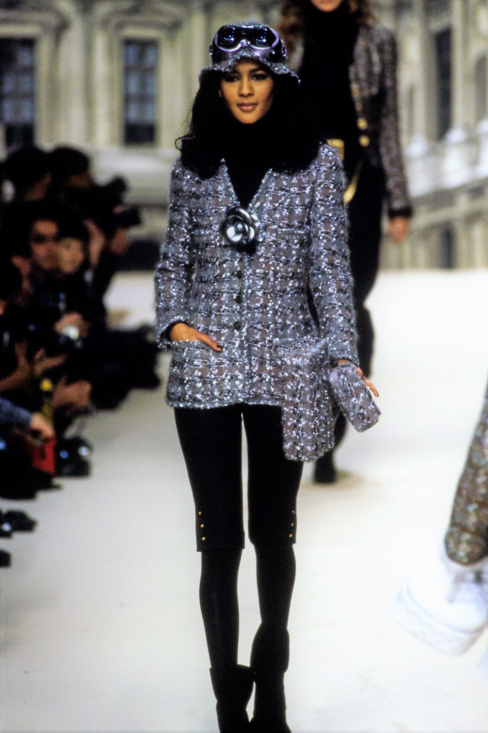 gray tweed coat with leggings