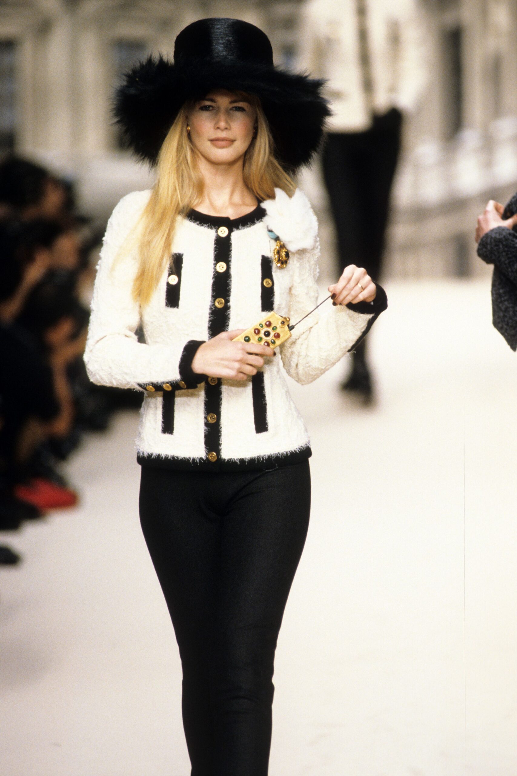 Chanel Fall 1994 Ready-to-Wear Look 71
