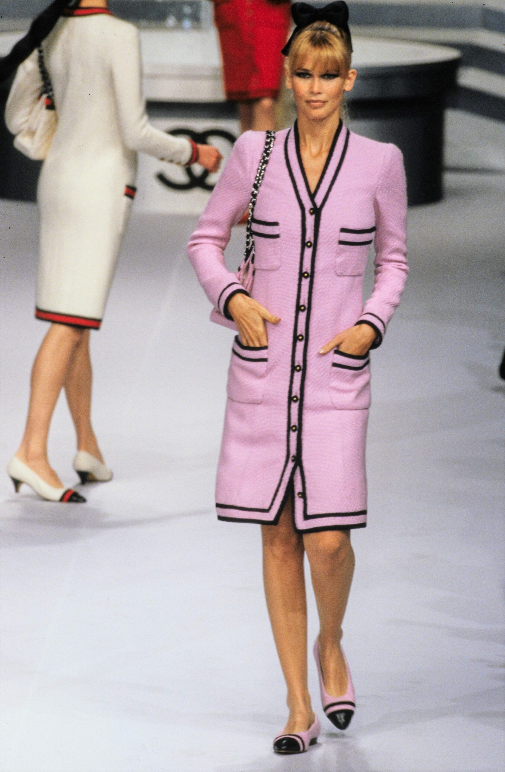 fitted pink tweed coat with pockets
