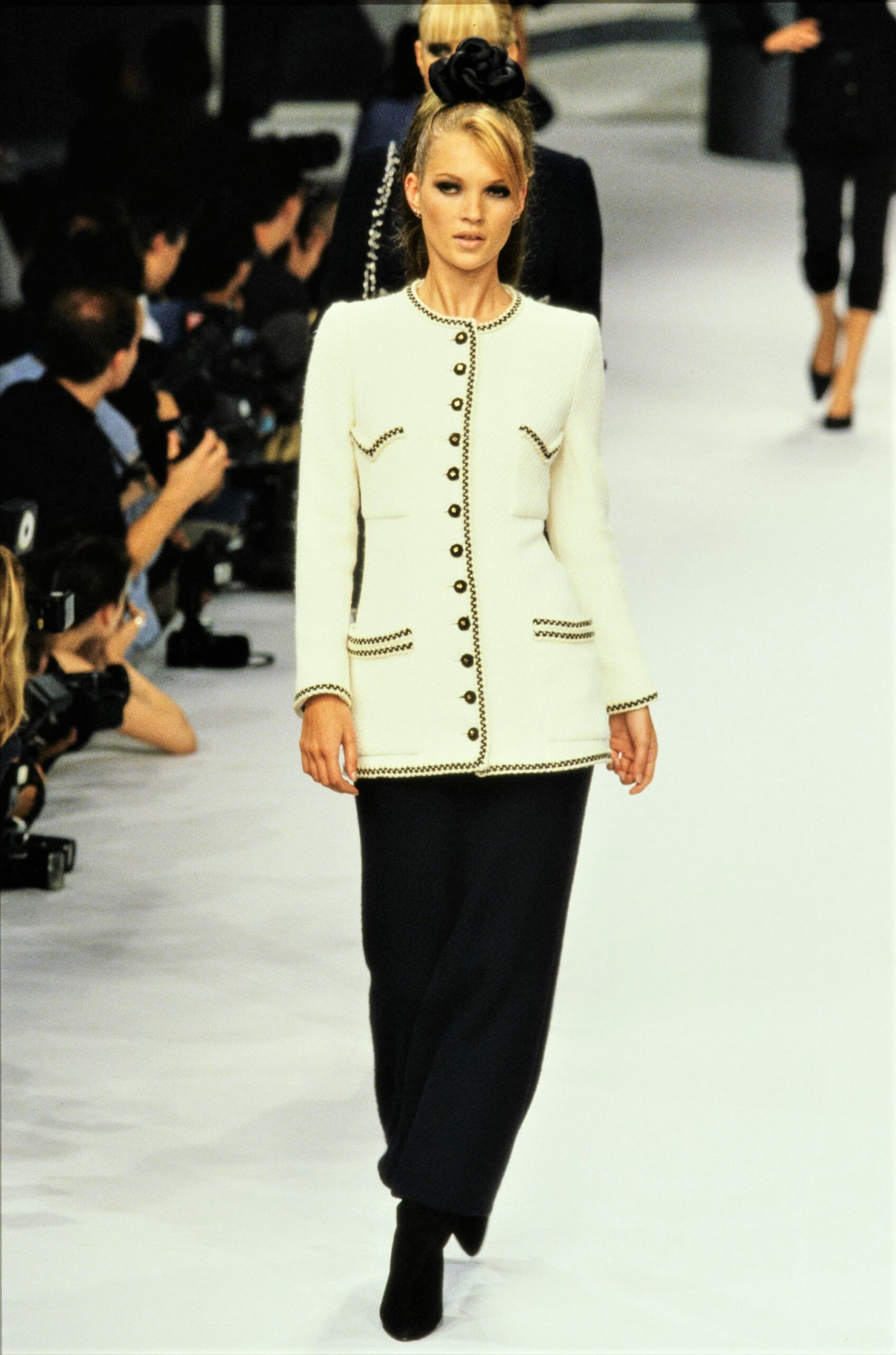 white fitted blazer with black skirt