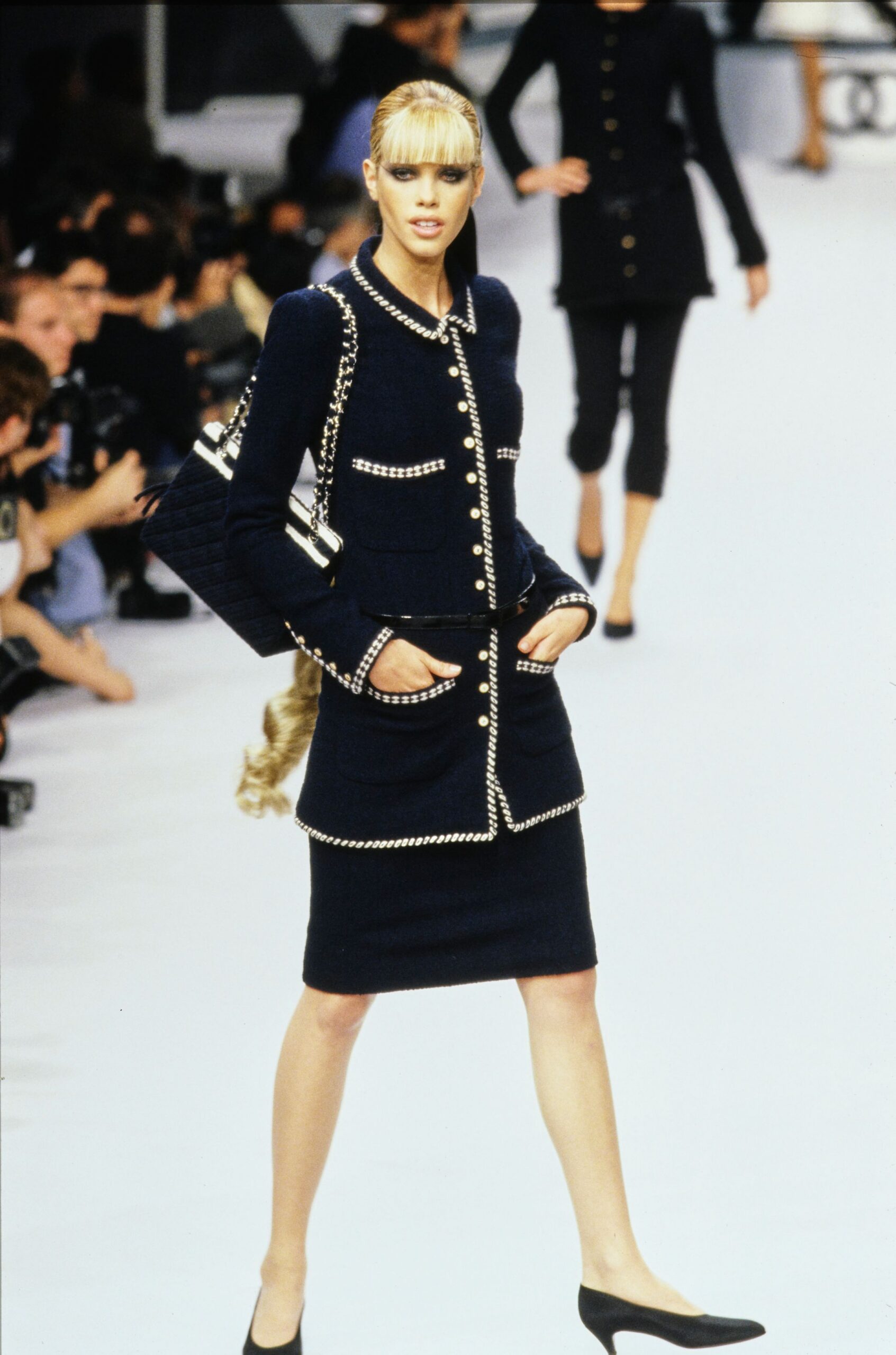navy blazer and pencil skirt