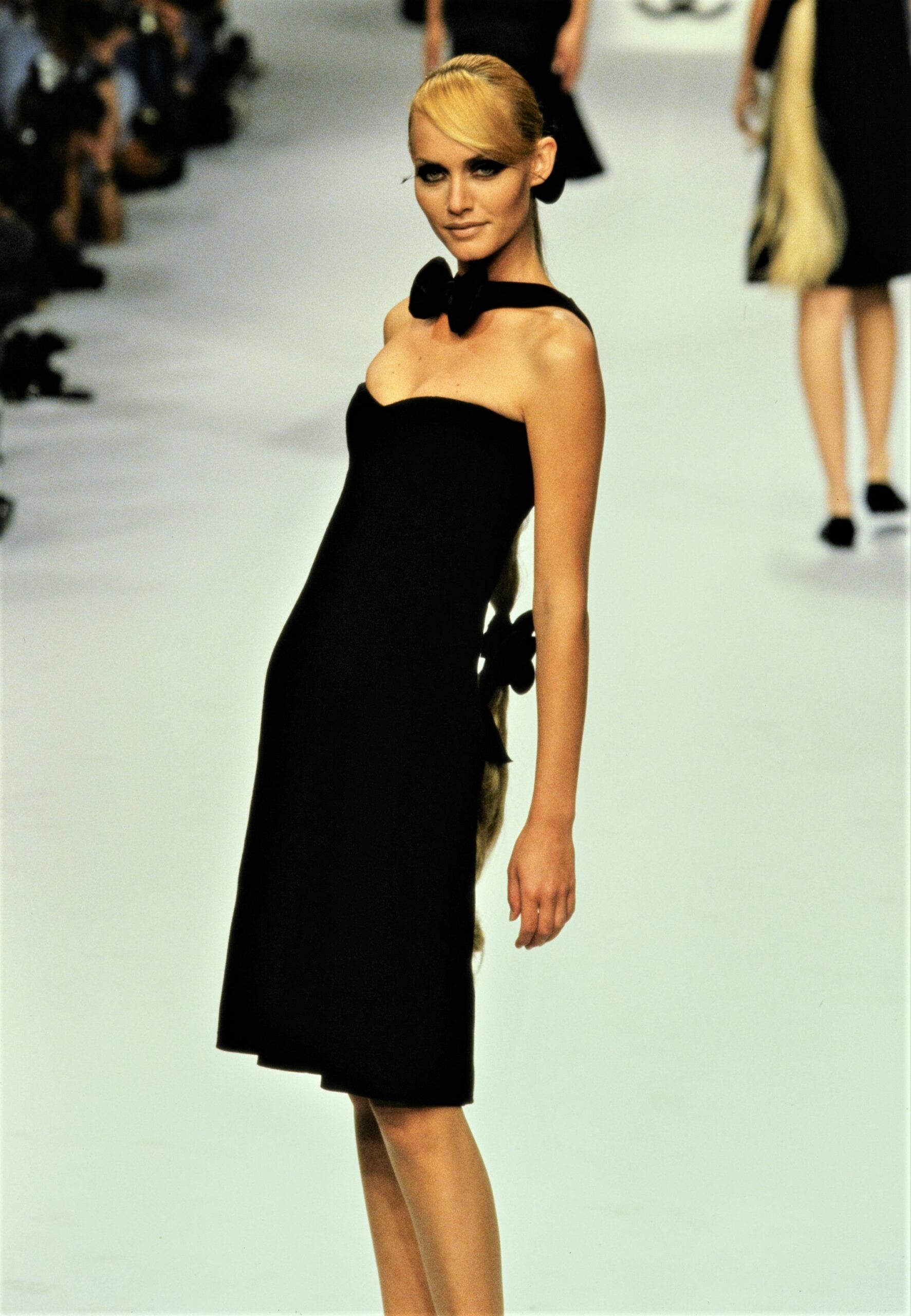 fitted black strapless mini dress