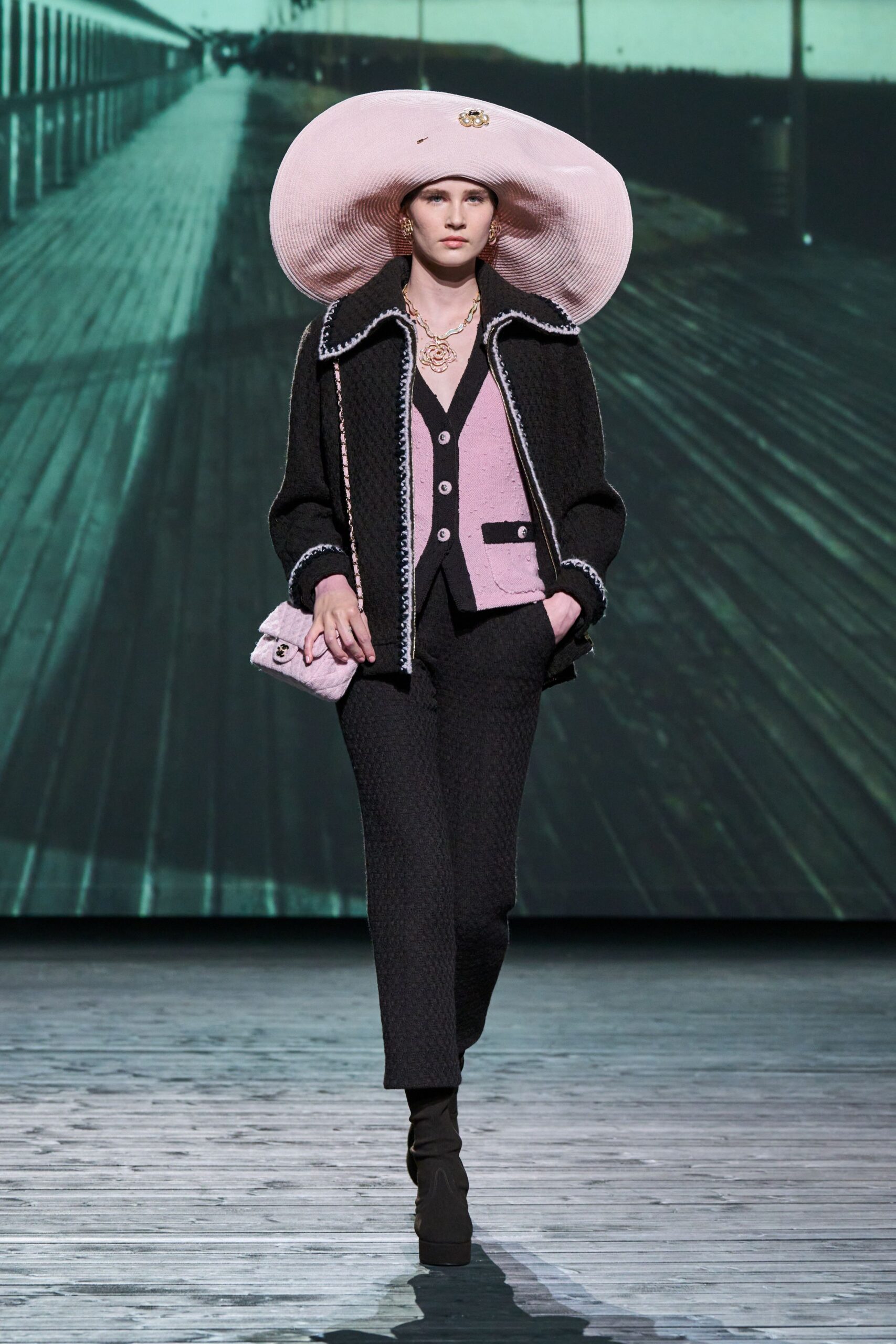 black and pink tailored outfit