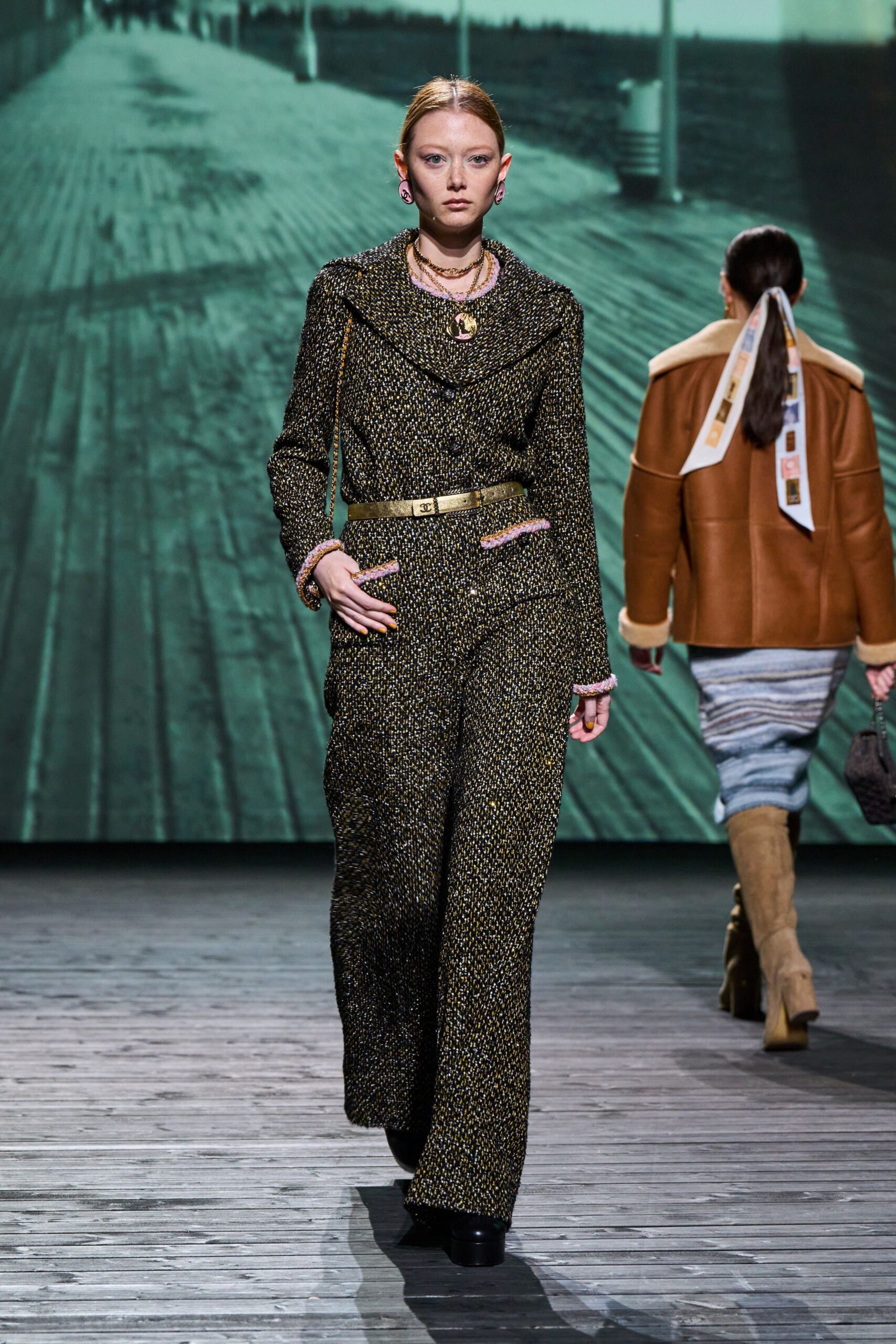 Chanel Fall 2024 Ready-to-Wear Look 23