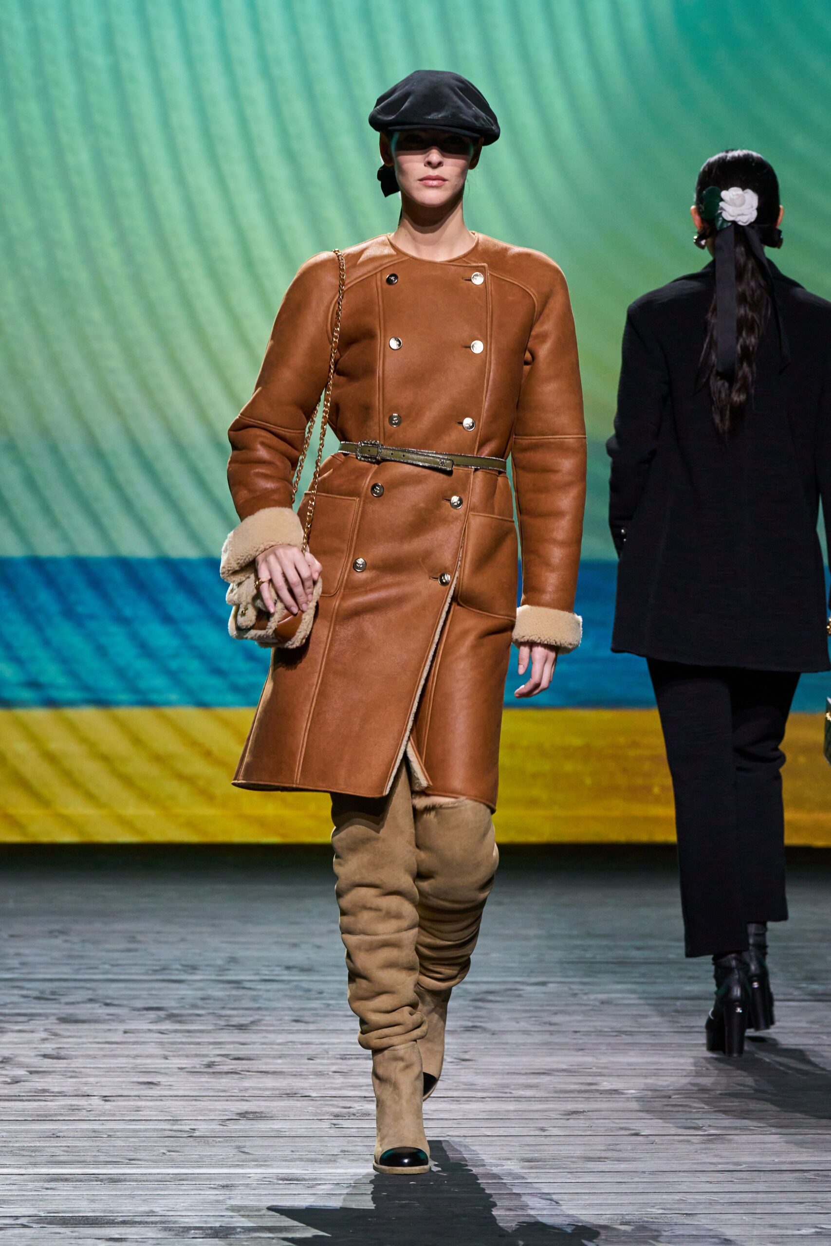 brown leather coat with beige boots