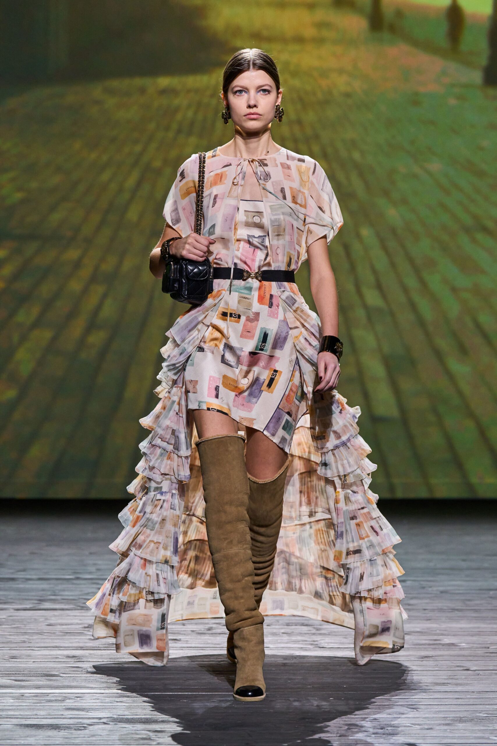 Chanel Fall 2024 Ready-to-Wear Look 65