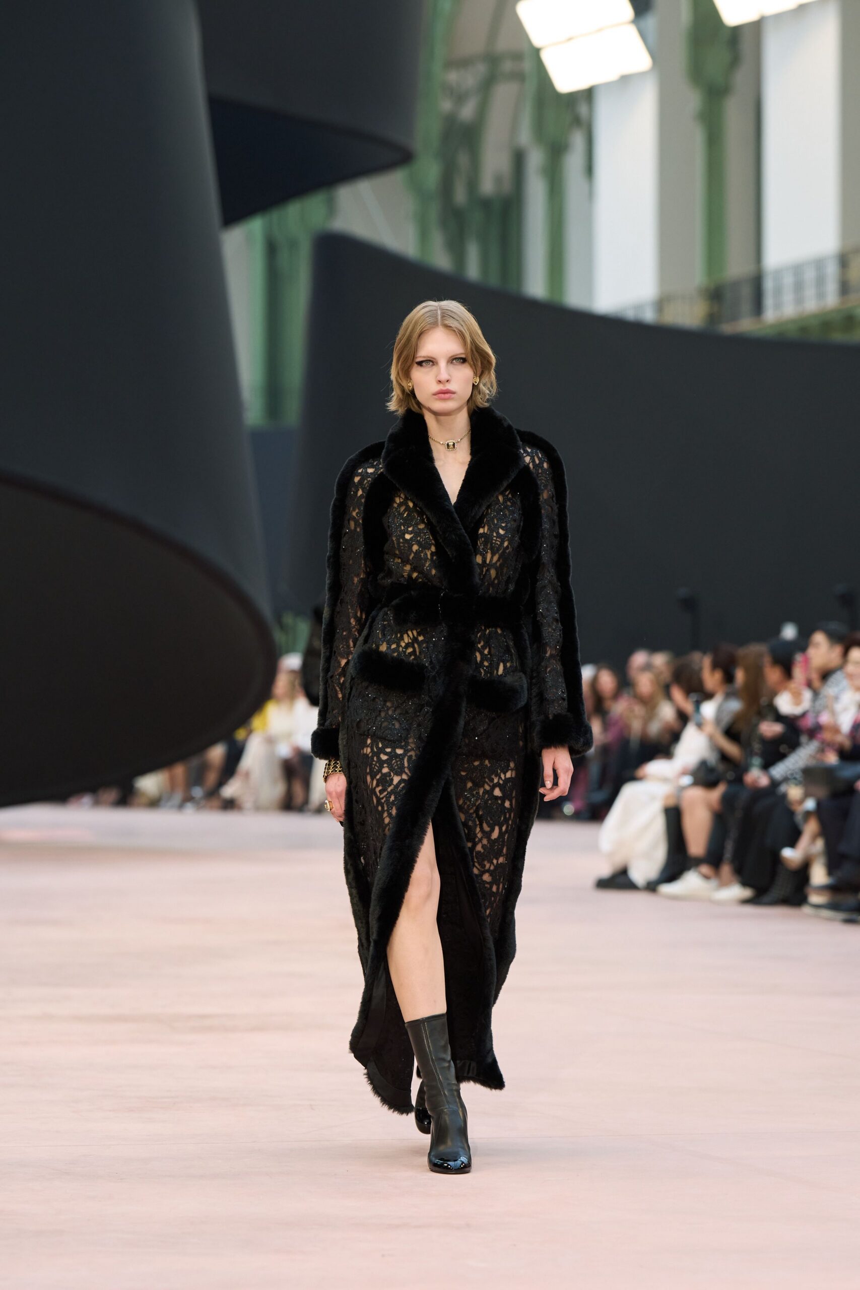 Chanel Fall 2025 Ready-to-Wear Look 64