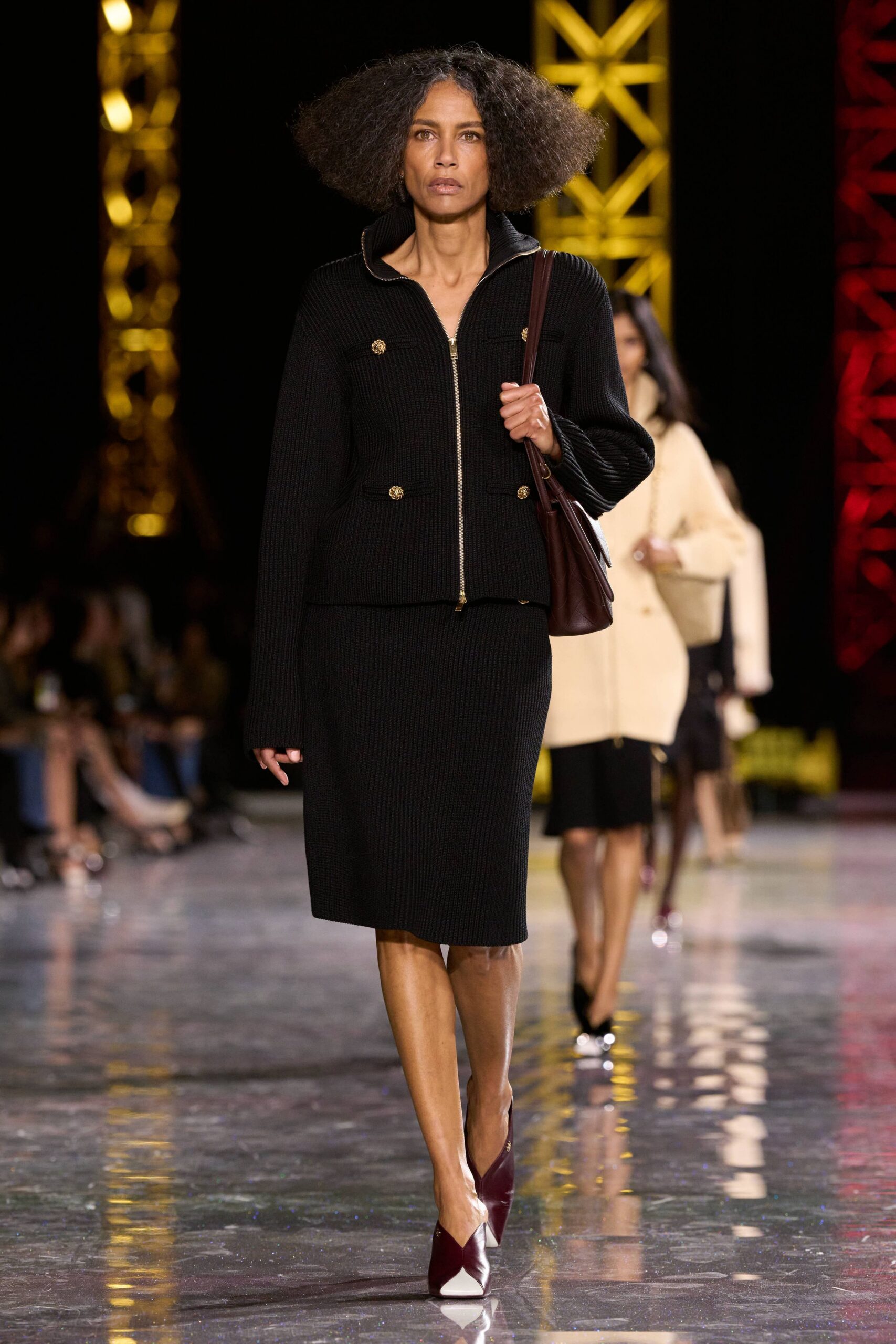 black knit long-sleeve collared fitted buttoned jacket