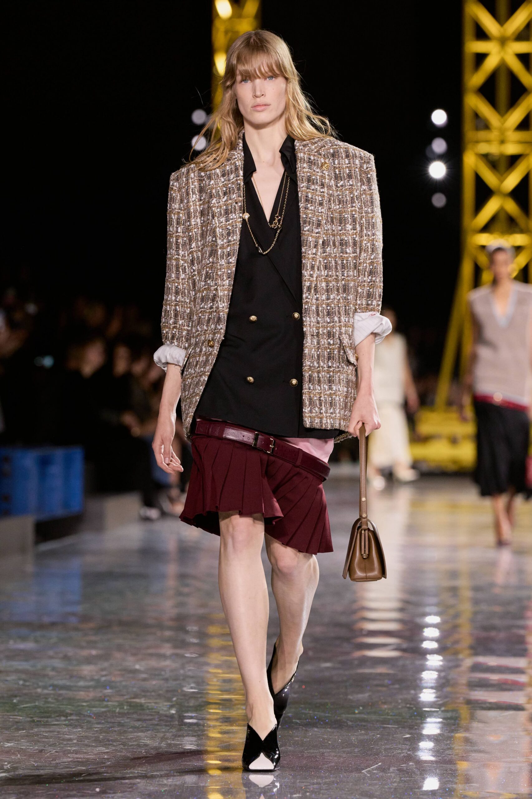 beige tweed long-sleeve collared structured buttoned blazer