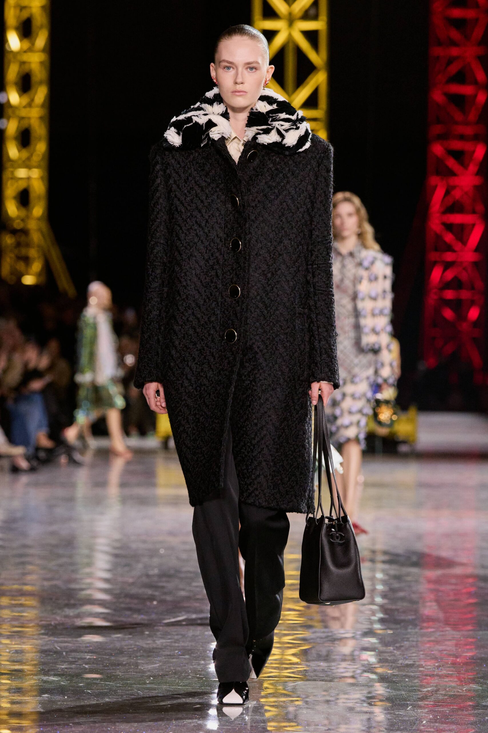 black wool long-sleeve collared relaxed buttoned textured coat