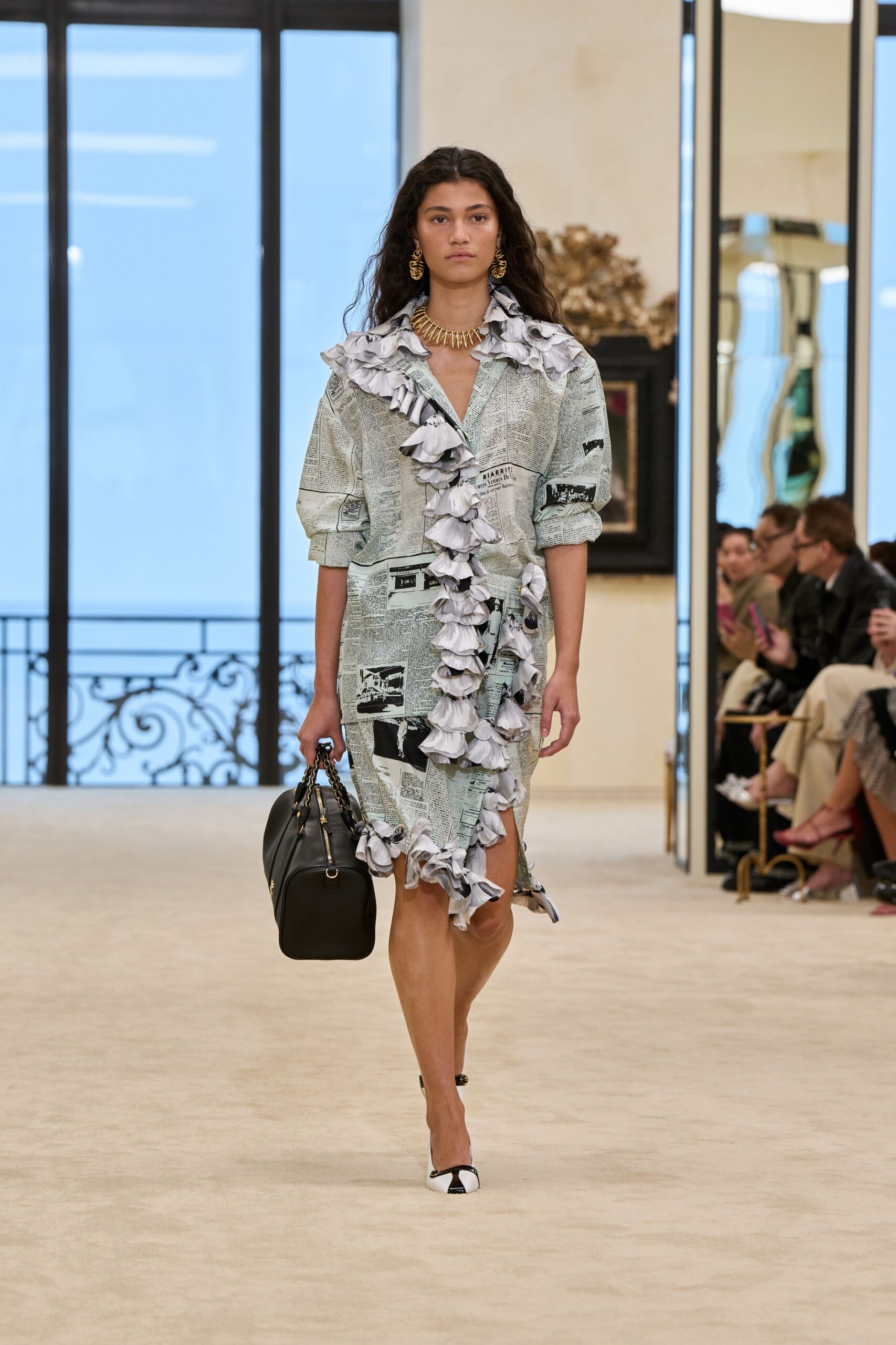 green cotton short-sleeve collared fitted ruffled printed shirt-dress