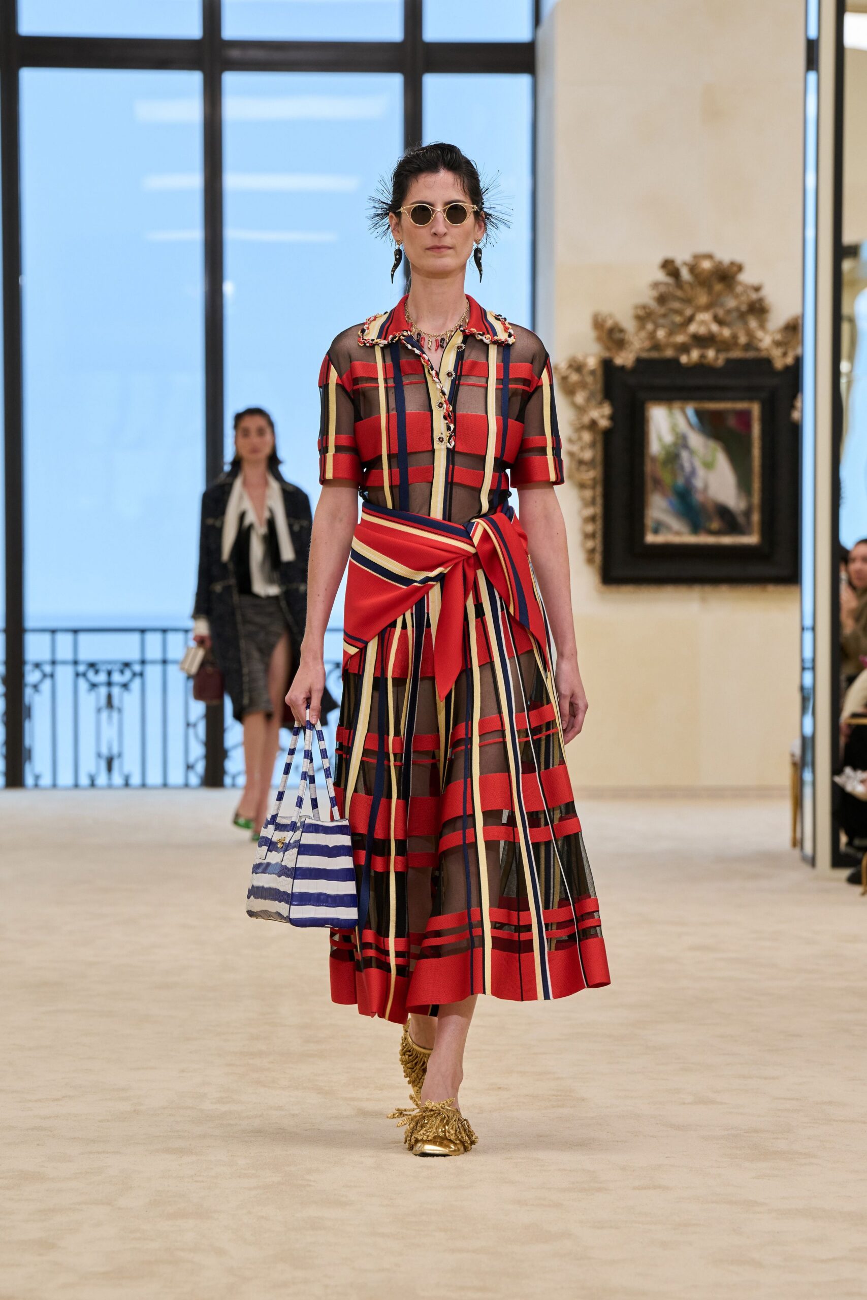 red cotton short-sleeve collared fitted pleated printed dress