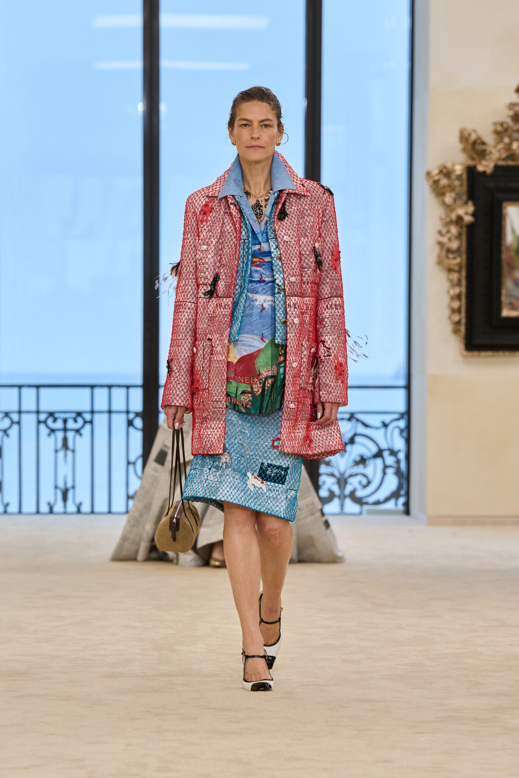 red cotton long-sleeve collared relaxed printed coat