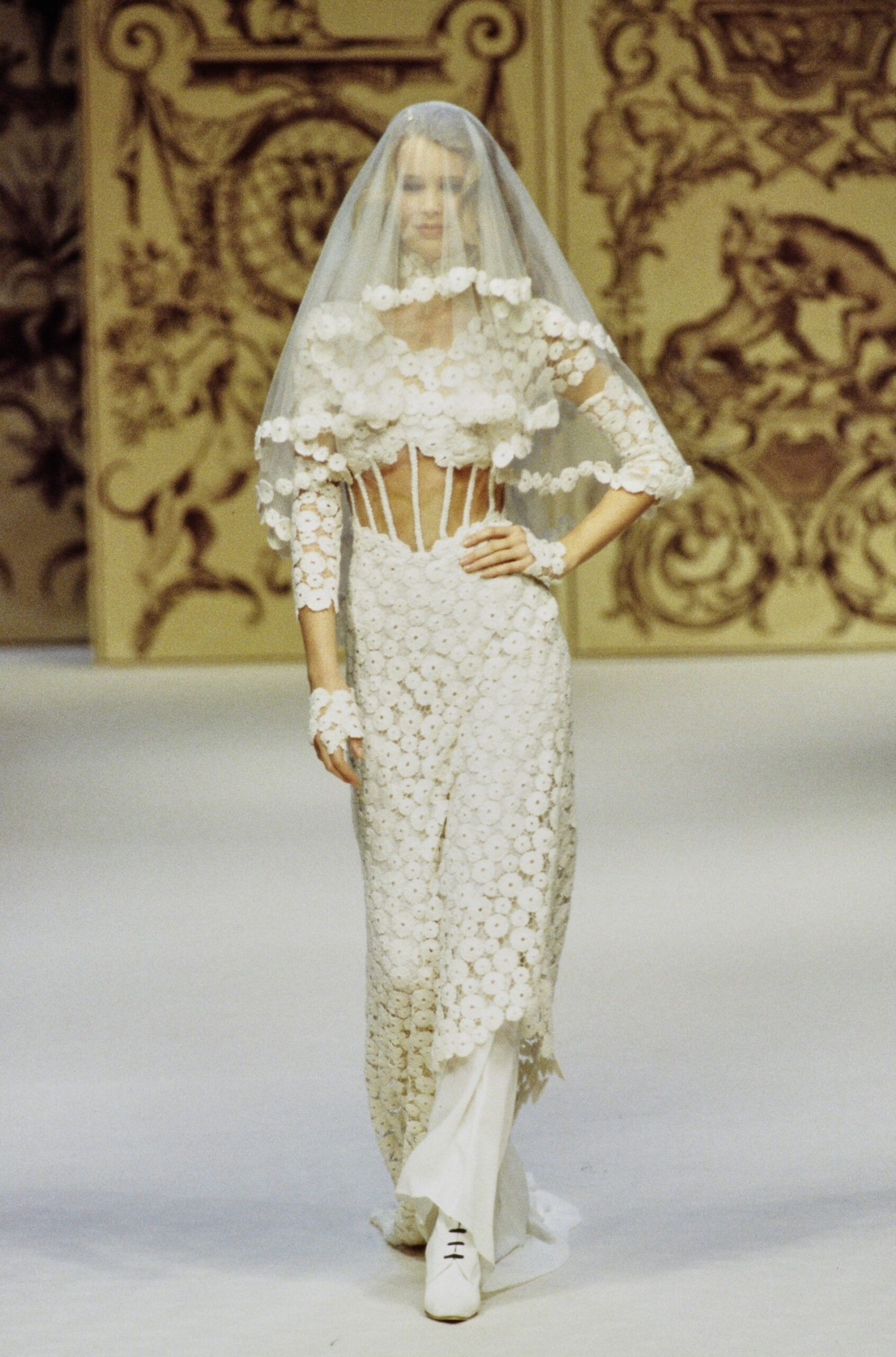 white lace gown with veil