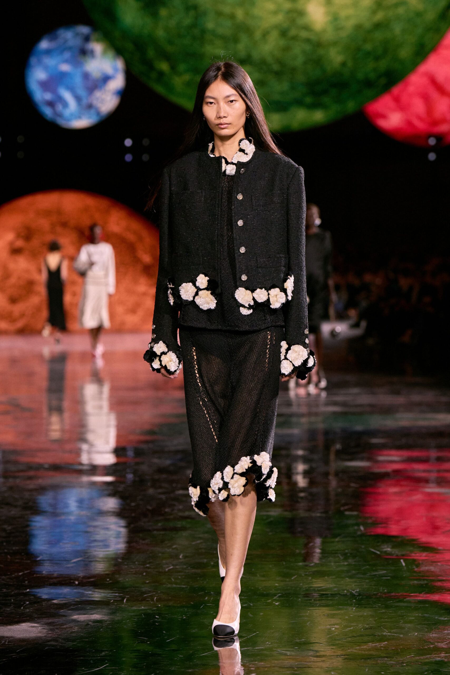 black cotton long-sleeve collared structured embroidered jacket