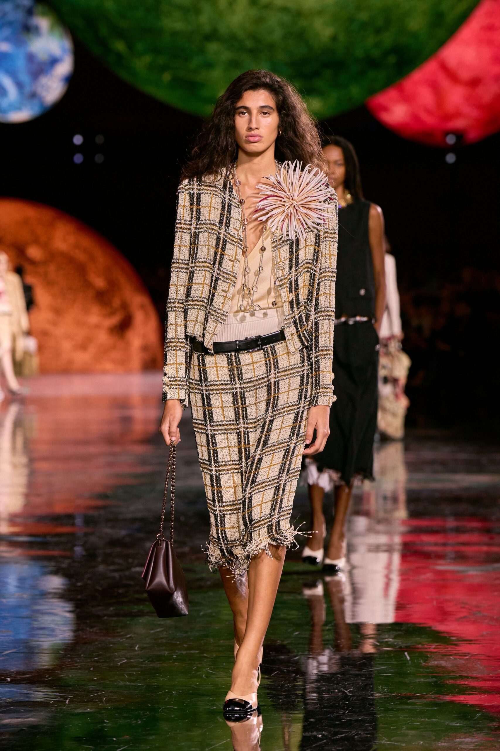 beige tweed blazer and pencil skirt