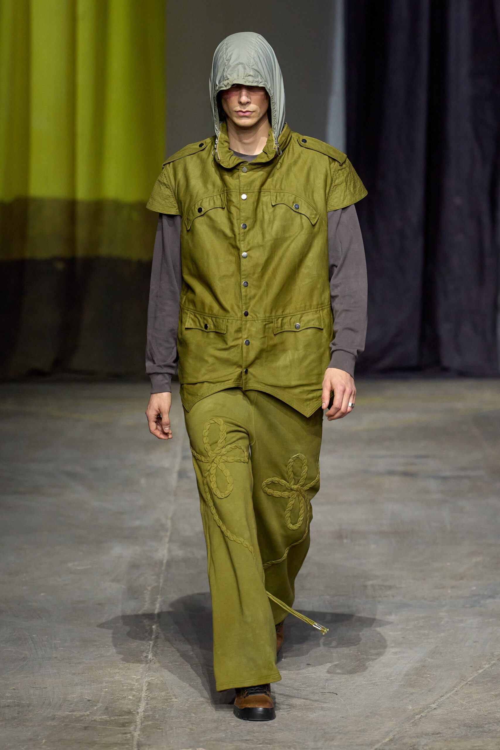 green cotton relaxed embroidered pants