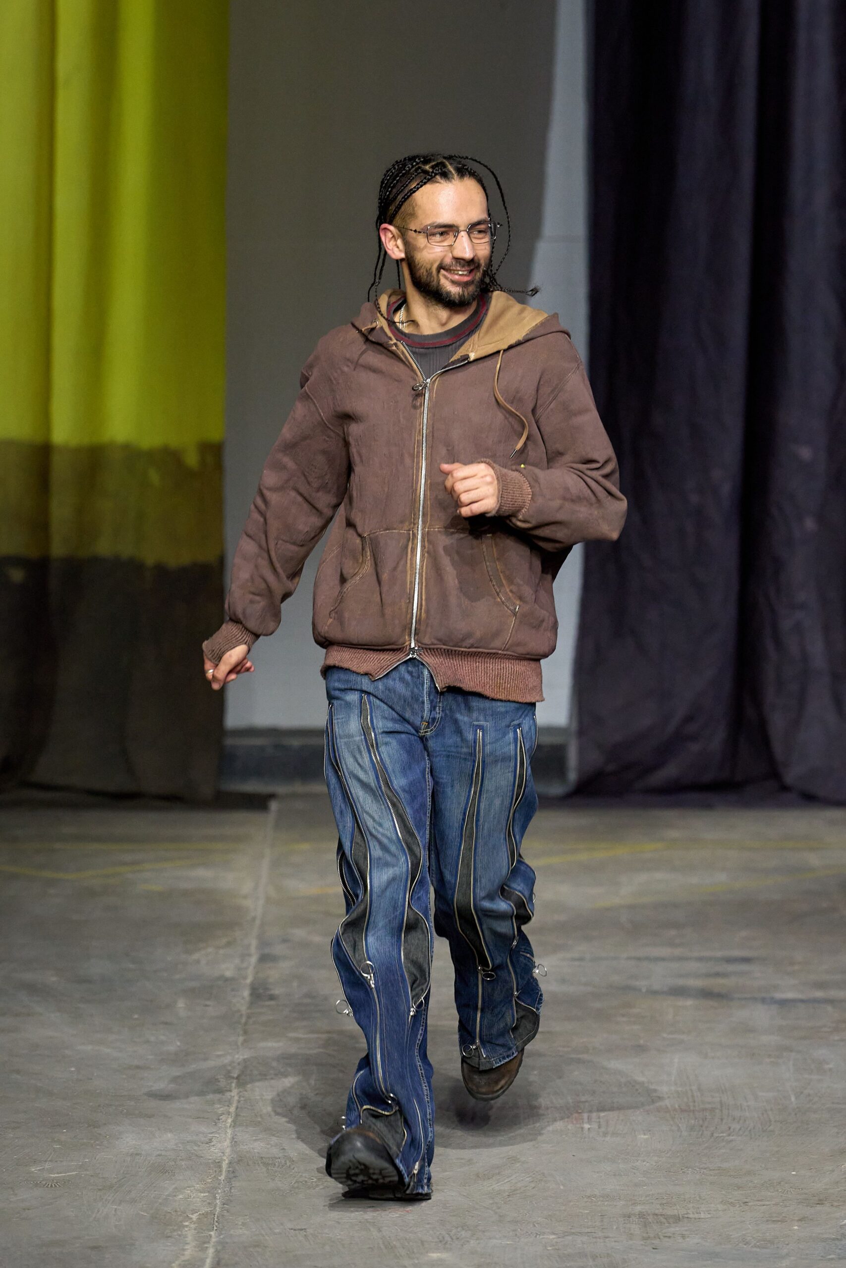 blue denim fitted zippered pants