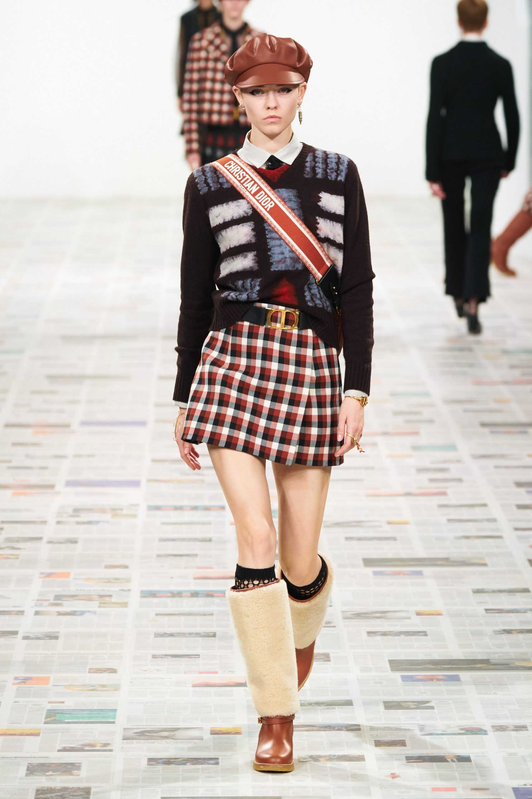 red cotton fitted checked mini skirt