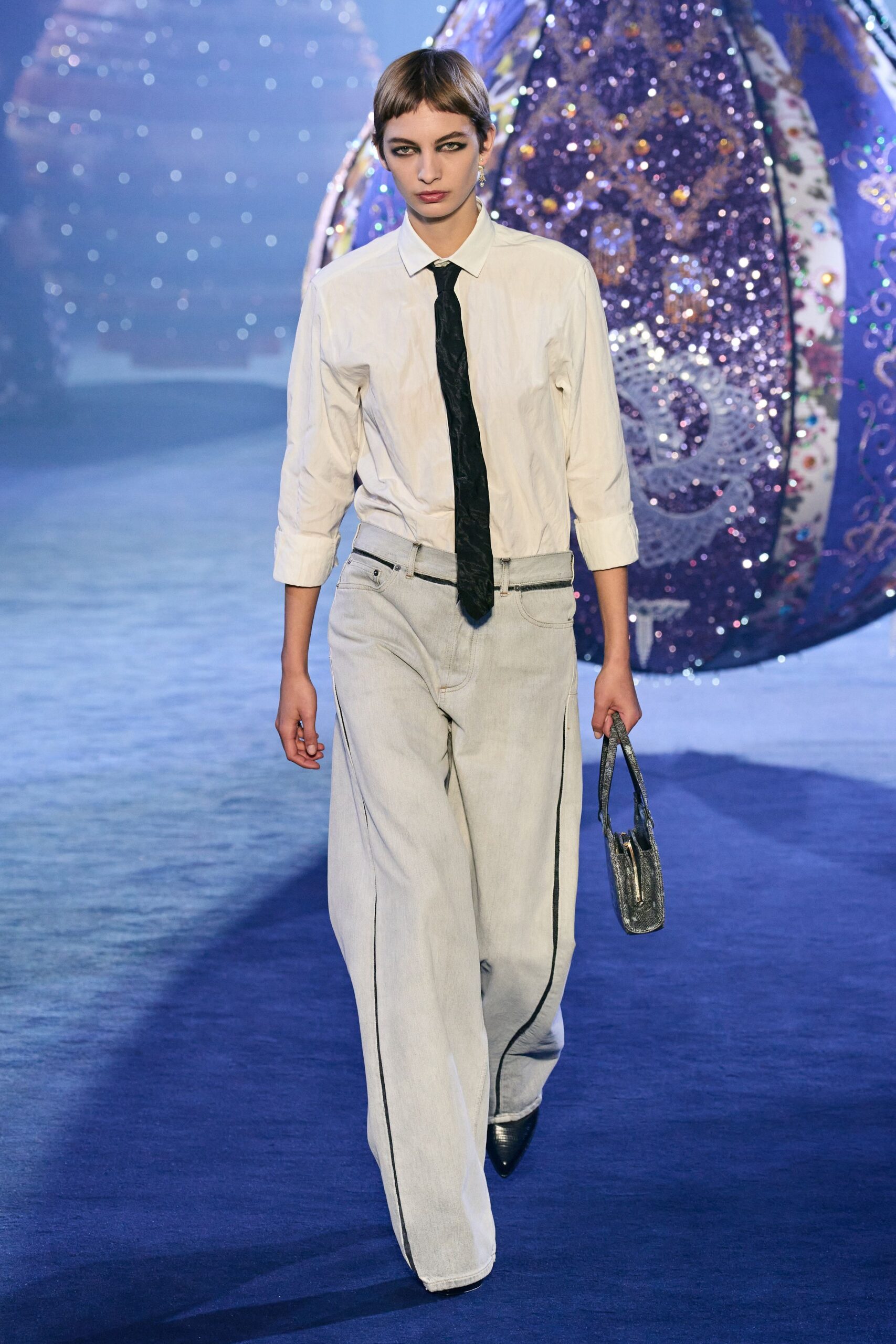 Christian Dior Fall 2023 Ready-to-Wear Look 23