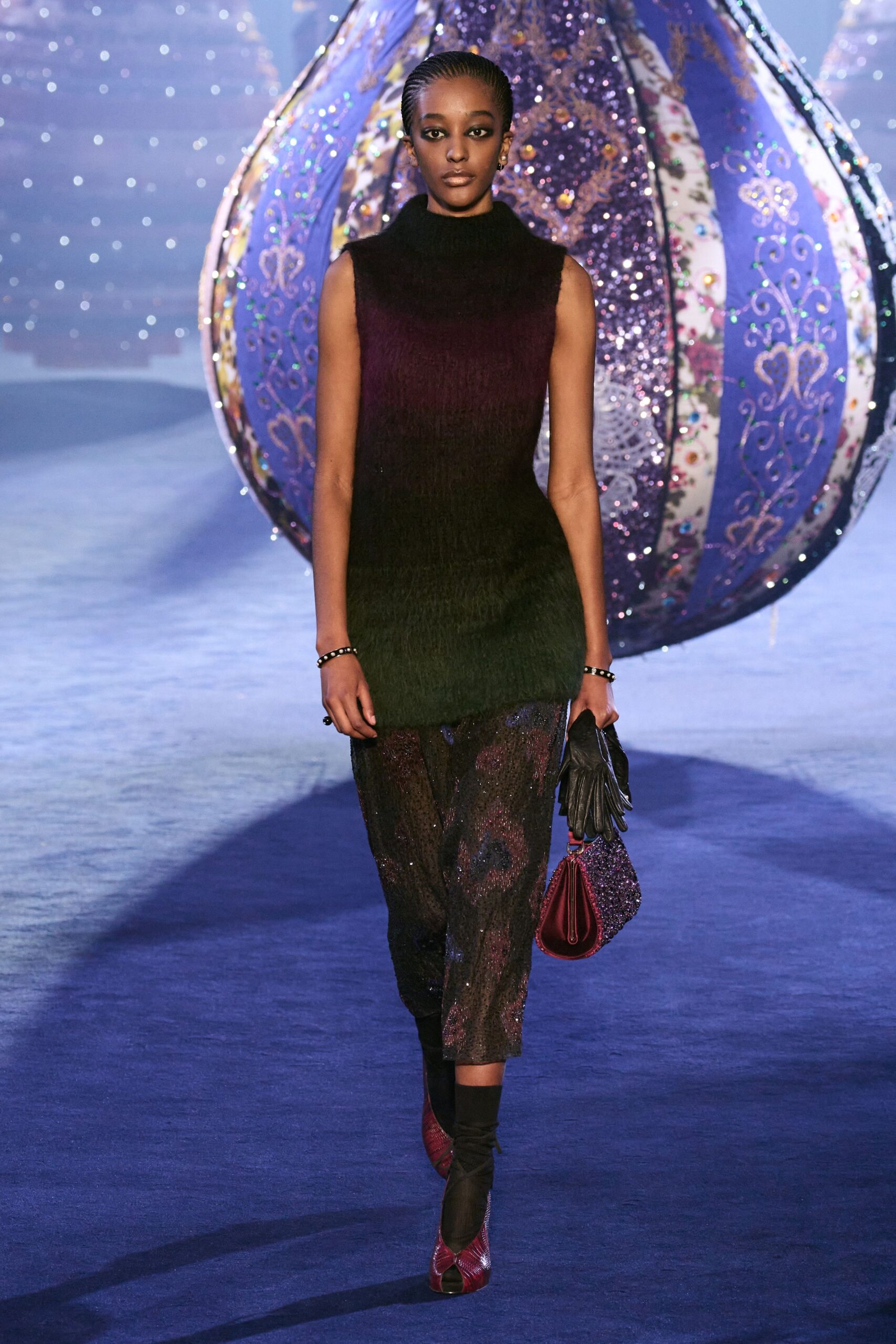 fitted sleeveless top with printed pants