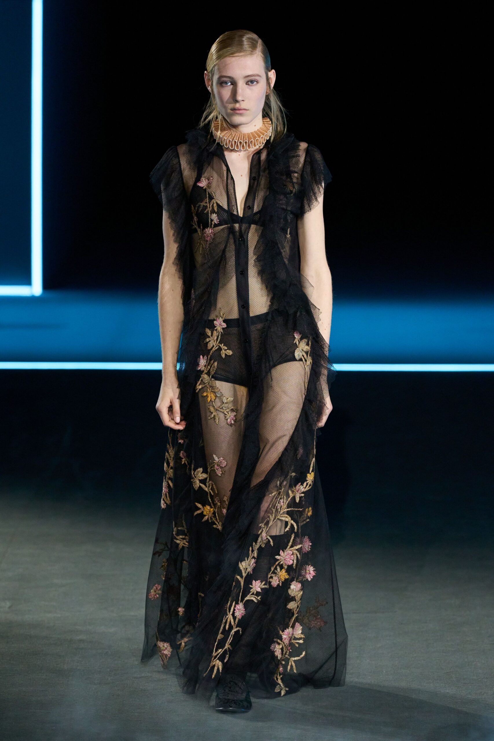 black lace embroidered maxi dress