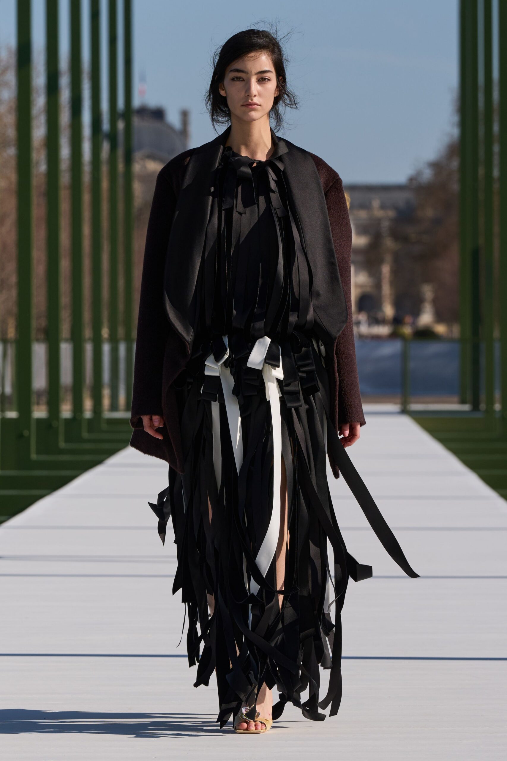 brown wool long-sleeve oversized coat