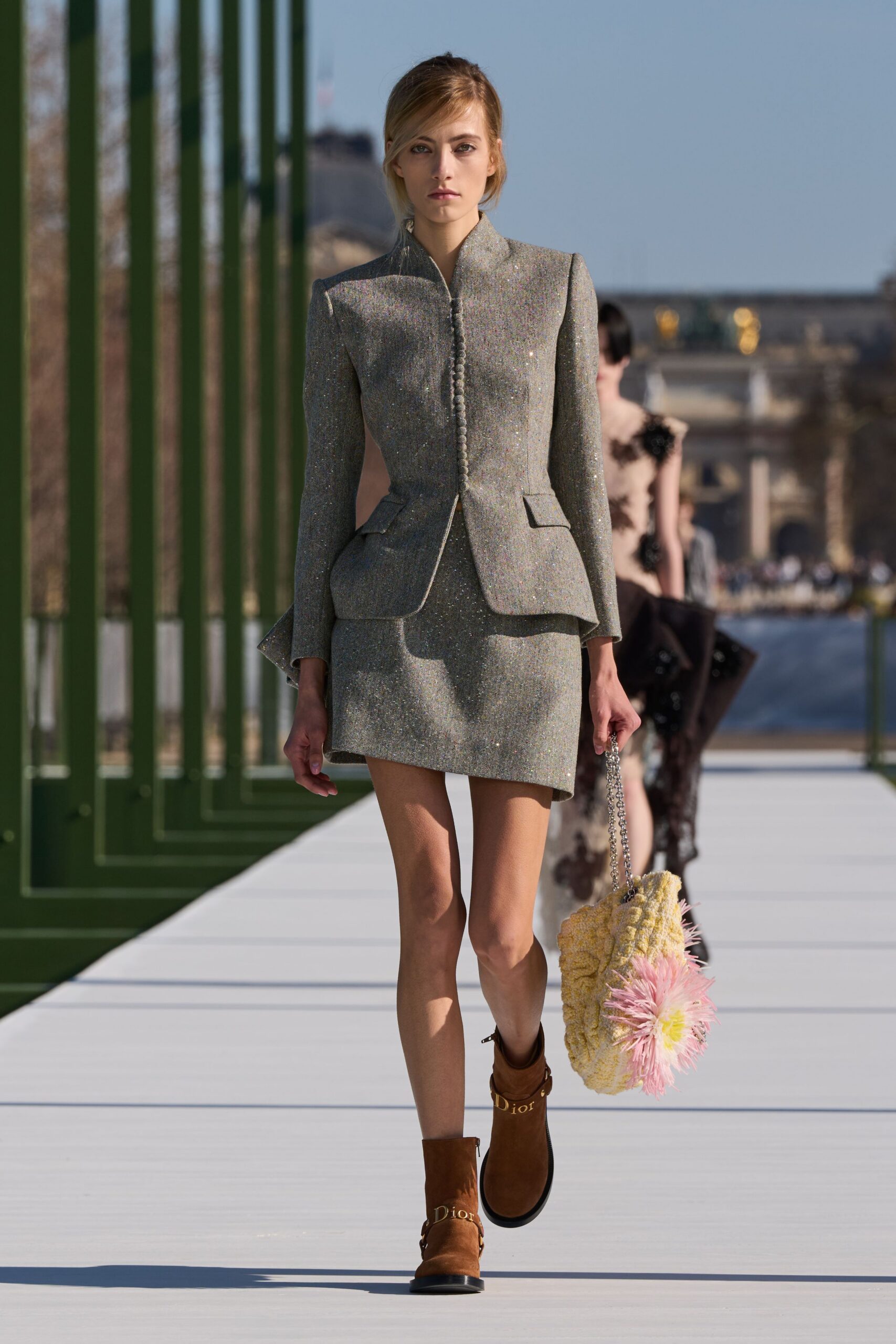 gray tweed long-sleeve collared structured buttoned blazer