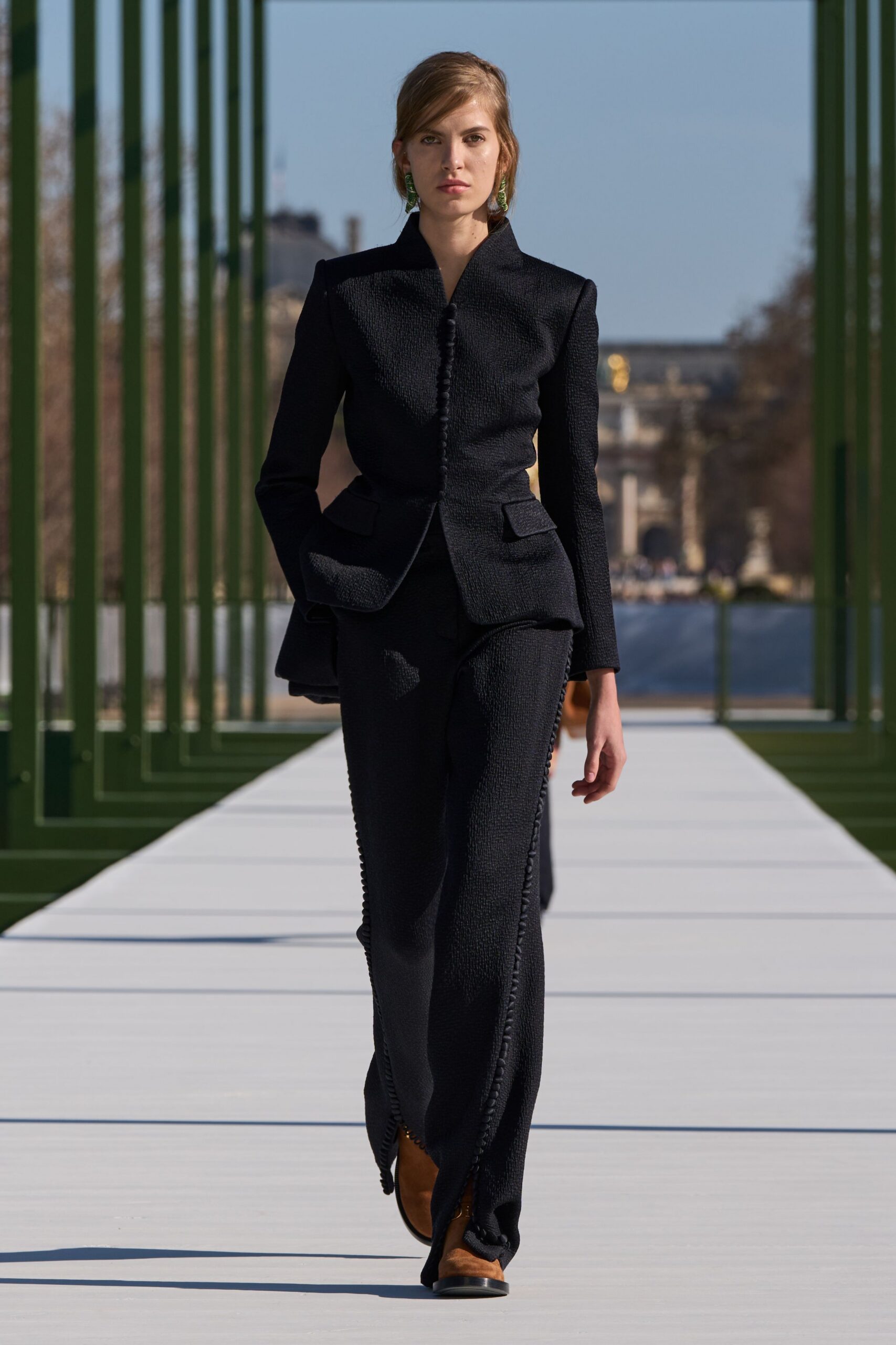 black cotton long-sleeve collared structured buttoned blazer
